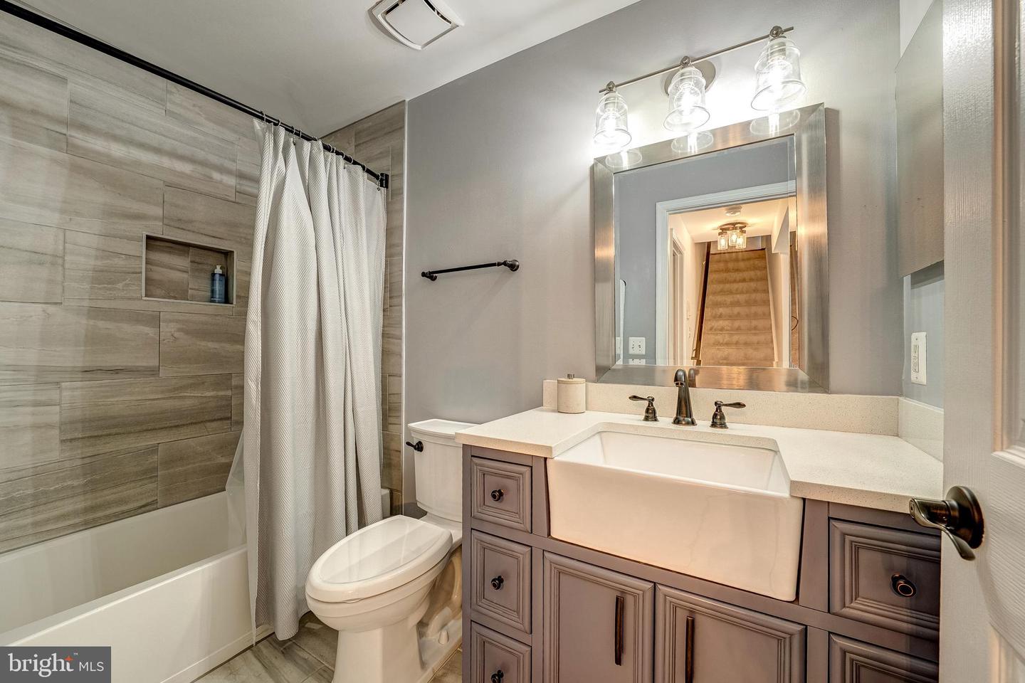 711 INVERMERE DR NE, LEESBURG, Virginia 20176, 4 Bedrooms Bedrooms, ,4 BathroomsBathrooms,Residential,For sale,711 INVERMERE DR NE,VALO2100580 MLS # VALO2100580