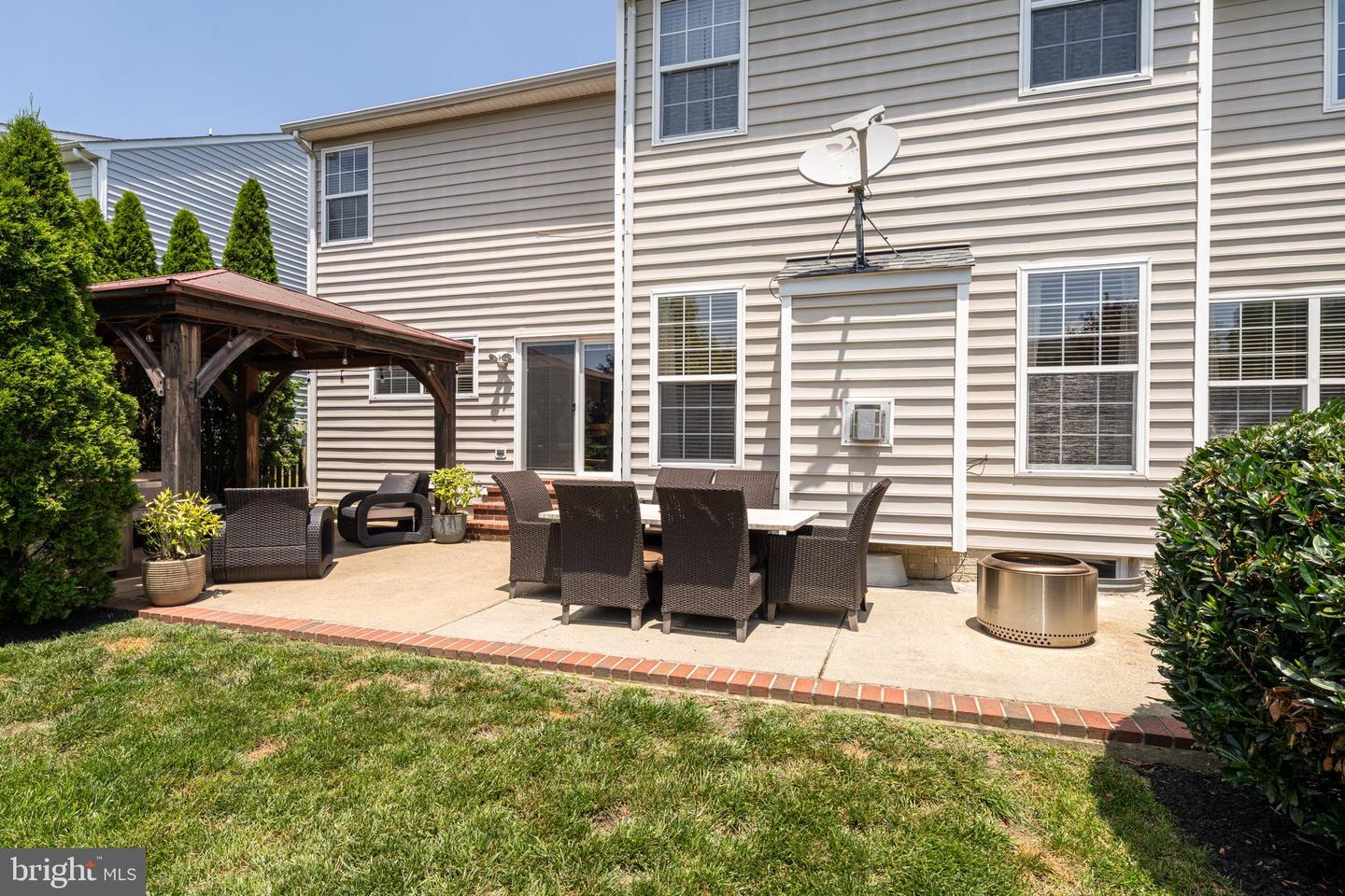 711 INVERMERE DR NE, LEESBURG, Virginia 20176, 4 Bedrooms Bedrooms, ,4 BathroomsBathrooms,Residential,For sale,711 INVERMERE DR NE,VALO2100580 MLS # VALO2100580