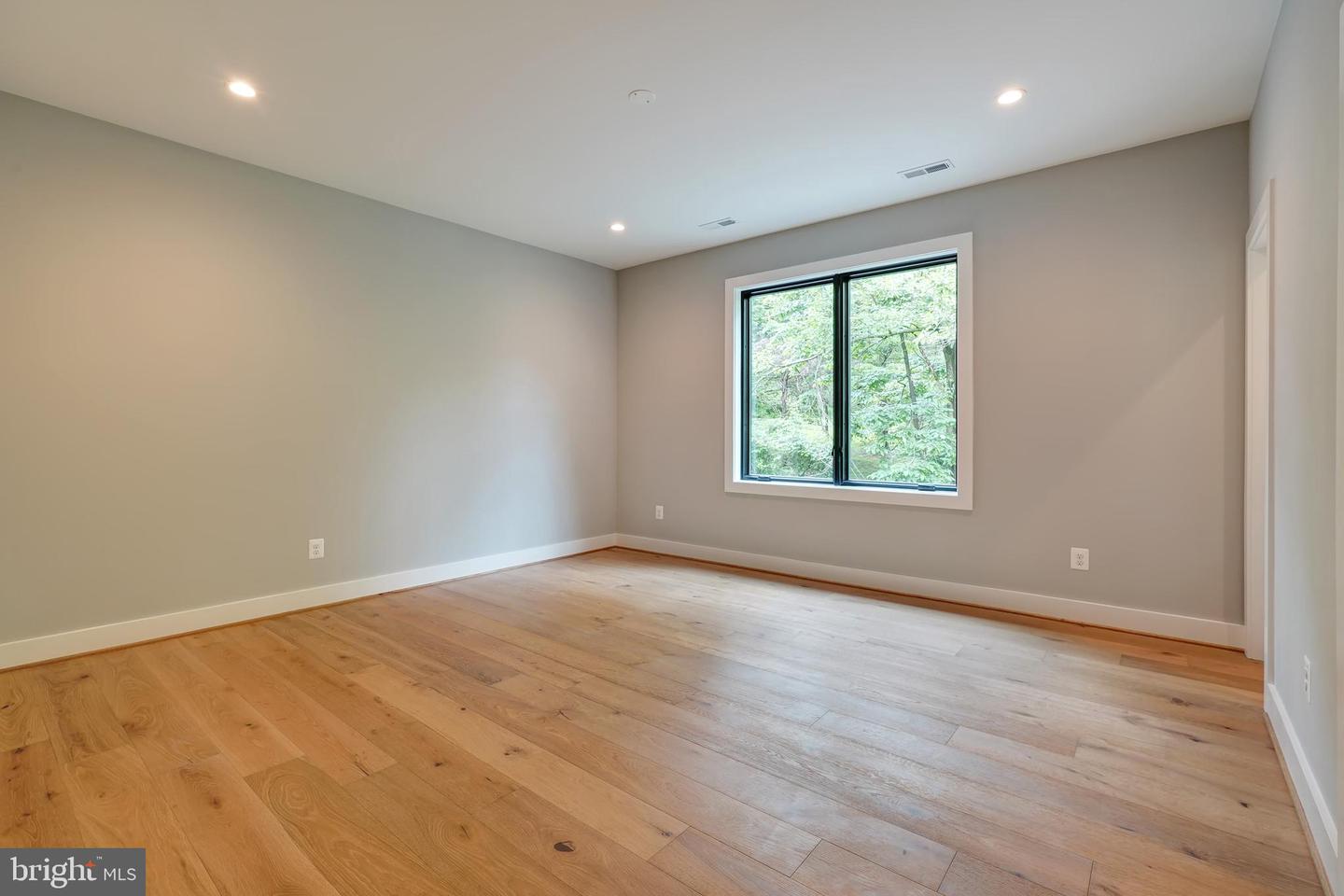 7507 BOX ELDER CT, MCLEAN, Virginia 22102, 7 Bedrooms Bedrooms, ,6 BathroomsBathrooms,Residential,For sale,7507 BOX ELDER CT,VAFX2250964 MLS # VAFX2250964