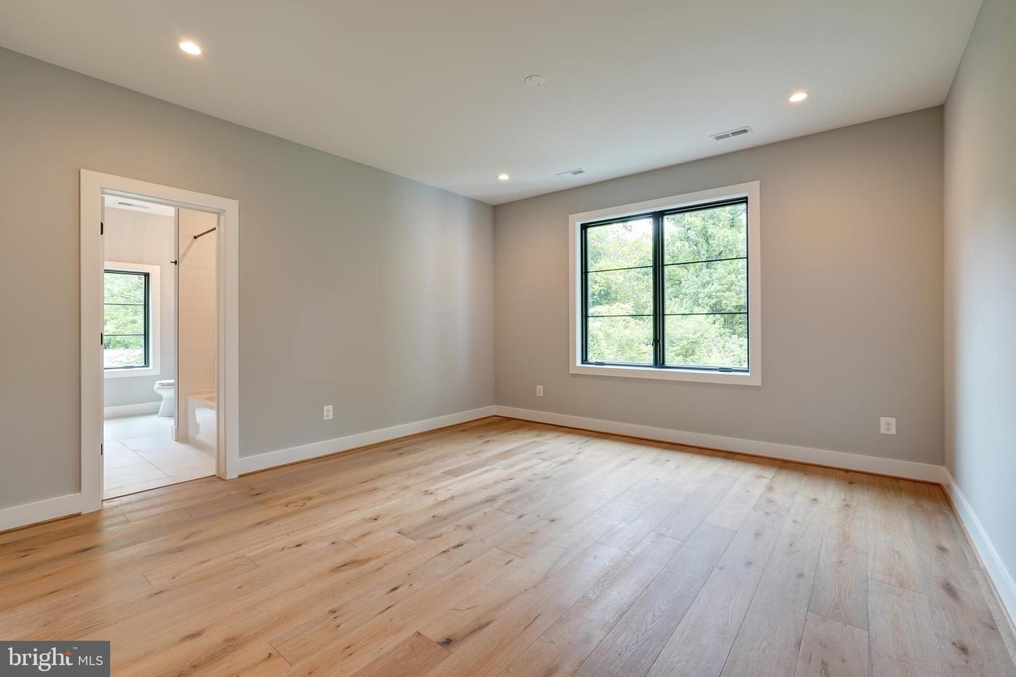 7507 BOX ELDER CT, MCLEAN, Virginia 22102, 7 Bedrooms Bedrooms, ,6 BathroomsBathrooms,Residential,For sale,7507 BOX ELDER CT,VAFX2250964 MLS # VAFX2250964