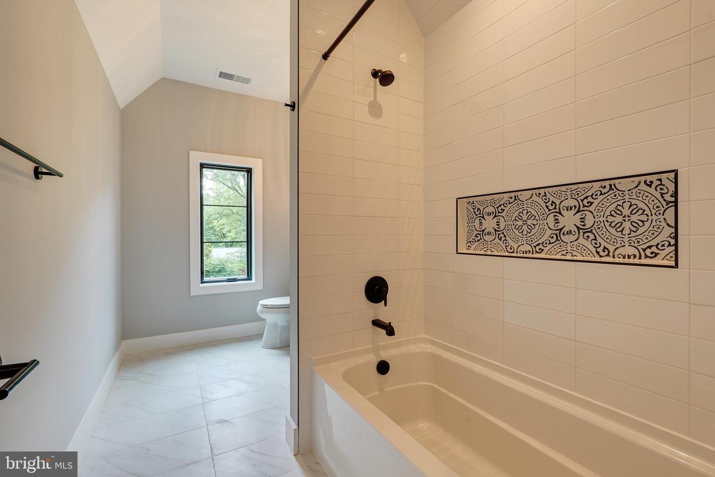 7507 BOX ELDER CT, MCLEAN, Virginia 22102, 7 Bedrooms Bedrooms, ,6 BathroomsBathrooms,Residential,For sale,7507 BOX ELDER CT,VAFX2250964 MLS # VAFX2250964