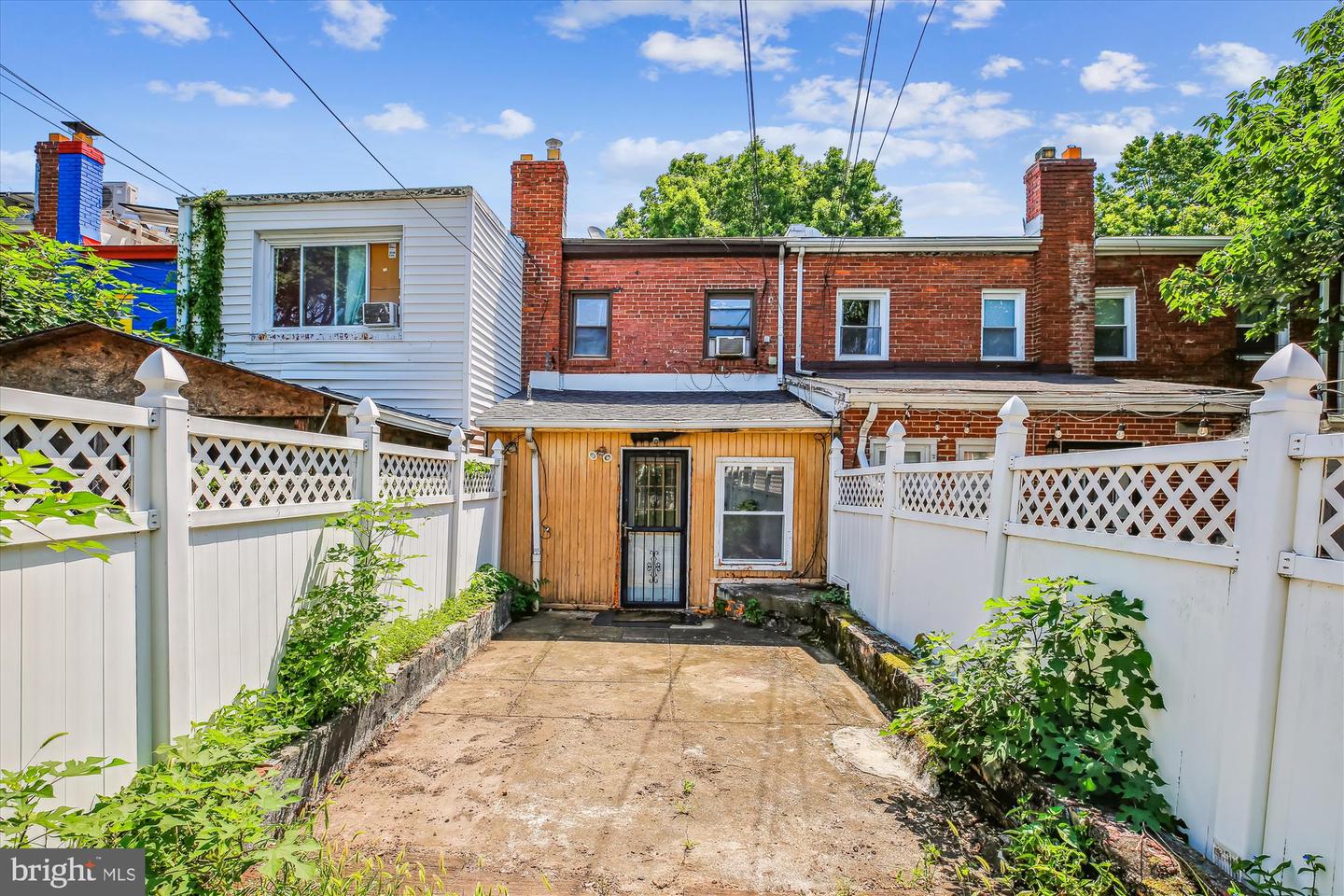 428 20TH ST NE, WASHINGTON, District Of Columbia 20002, 2 Bedrooms Bedrooms, ,1 BathroomBathrooms,Residential,For sale,428 20TH ST NE,DCDC2207840 MLS # DCDC2207840