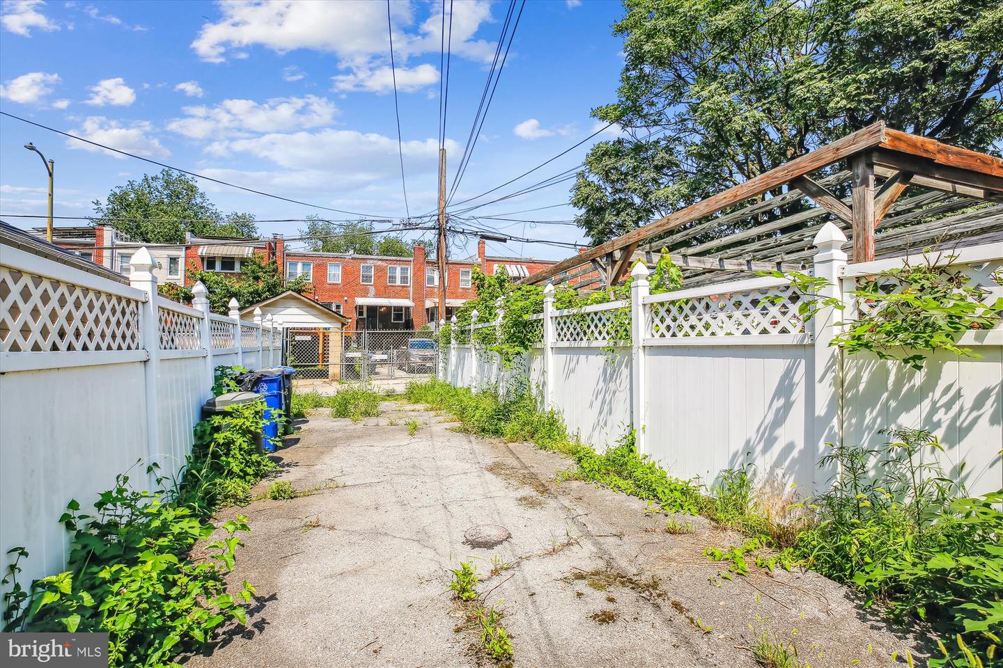 428 20TH ST NE, WASHINGTON, District Of Columbia 20002, 2 Bedrooms Bedrooms, ,1 BathroomBathrooms,Residential,For sale,428 20TH ST NE,DCDC2207840 MLS # DCDC2207840