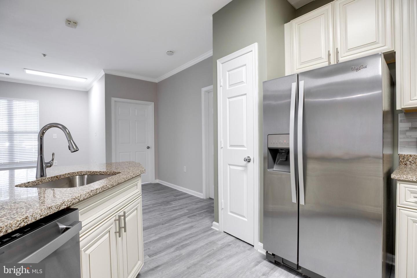 5124-A BRITTNEY ELYSE CIR #5124A, CENTREVILLE, Virginia 20120, 2 Bedrooms Bedrooms, ,2 BathroomsBathrooms,Residential,For sale,5124-A BRITTNEY ELYSE CIR #5124A,VAFX2251058 MLS # VAFX2251058