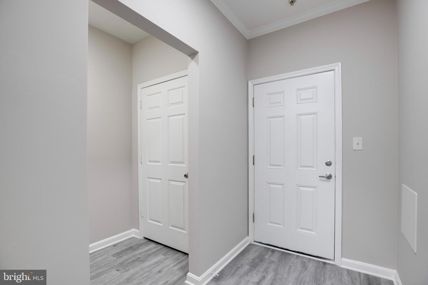 5124-A BRITTNEY ELYSE CIR #5124A, CENTREVILLE, Virginia 20120, 2 Bedrooms Bedrooms, ,2 BathroomsBathrooms,Residential,For sale,5124-A BRITTNEY ELYSE CIR #5124A,VAFX2251058 MLS # VAFX2251058