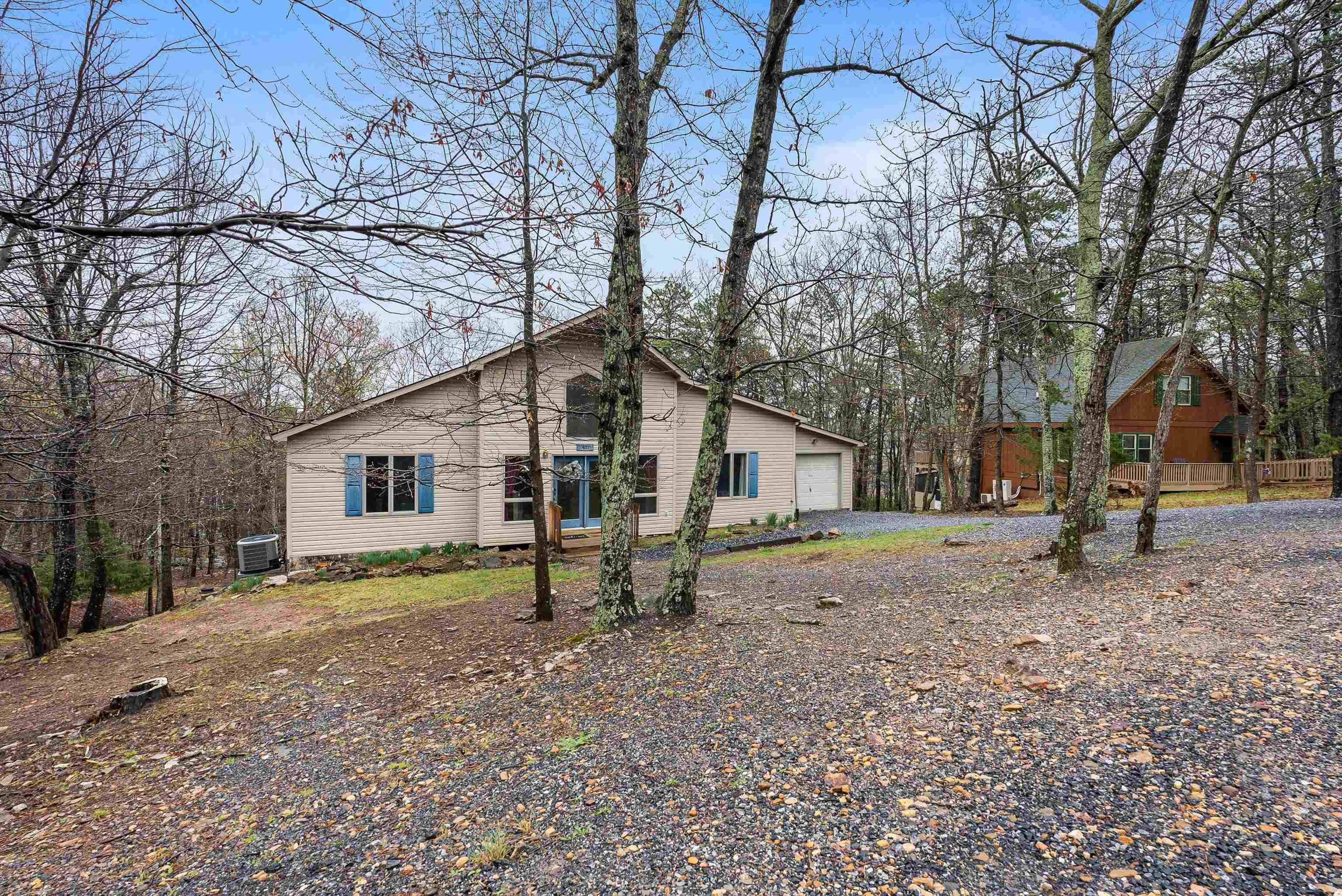 411 RAINIER RD, MCGAHEYSVILLE, Virginia 22840, 6 Bedrooms Bedrooms, ,4 BathroomsBathrooms,Residential,411 RAINIER RD,662945 MLS # 662945