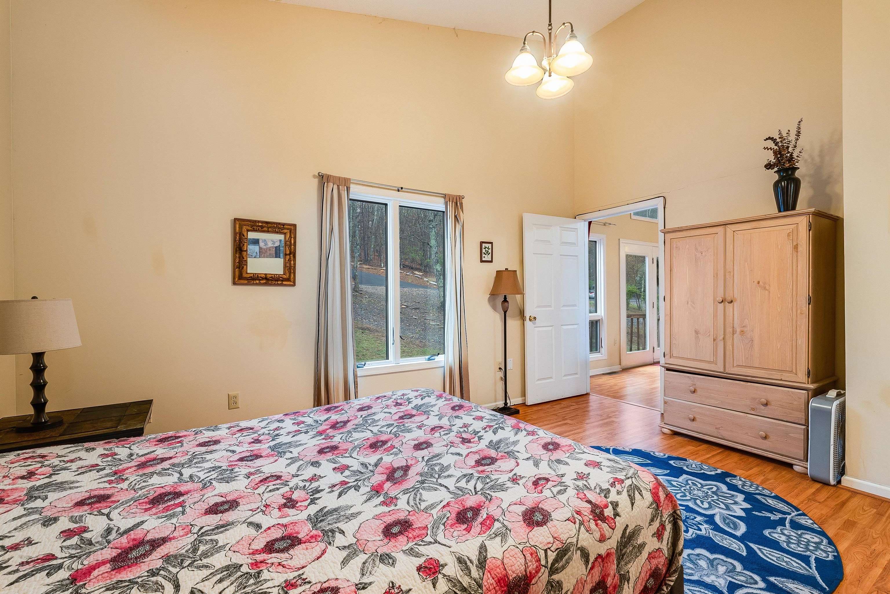 411 RAINIER RD, MCGAHEYSVILLE, Virginia 22840, 6 Bedrooms Bedrooms, ,4 BathroomsBathrooms,Residential,411 RAINIER RD,662945 MLS # 662945