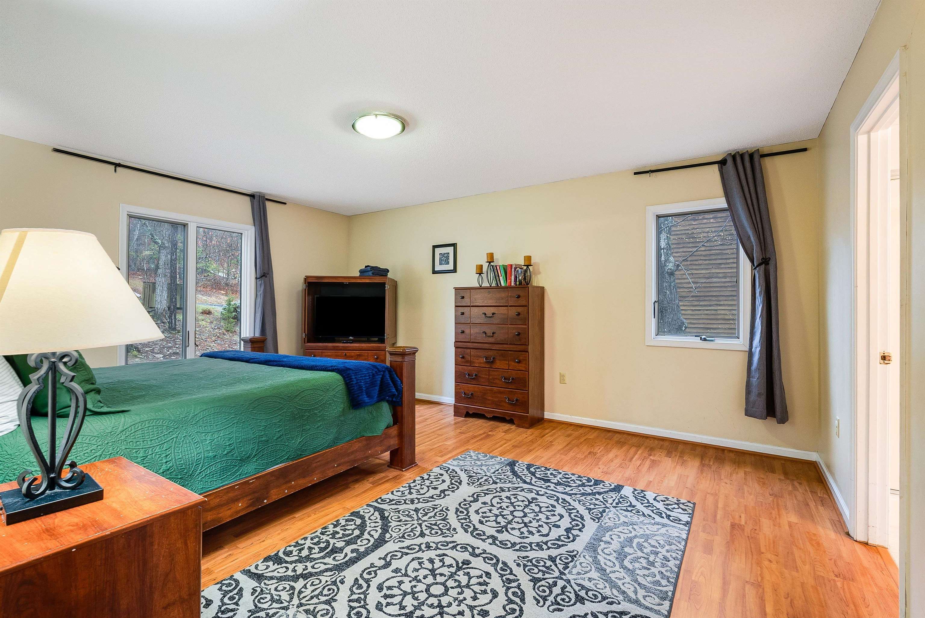 411 RAINIER RD, MCGAHEYSVILLE, Virginia 22840, 6 Bedrooms Bedrooms, ,4 BathroomsBathrooms,Residential,411 RAINIER RD,662945 MLS # 662945