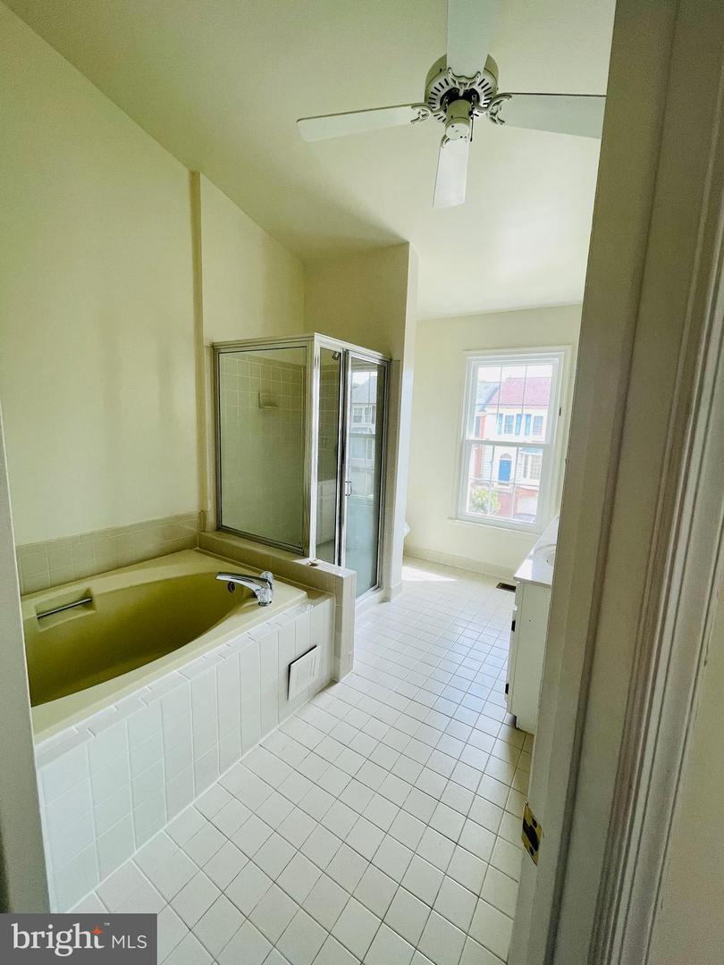 46939 RABBITRUN TER, STERLING, Virginia 20164, 3 Bedrooms Bedrooms, ,3 BathroomsBathrooms,Residential,For sale,46939 RABBITRUN TER,VALO2094598 MLS # VALO2094598