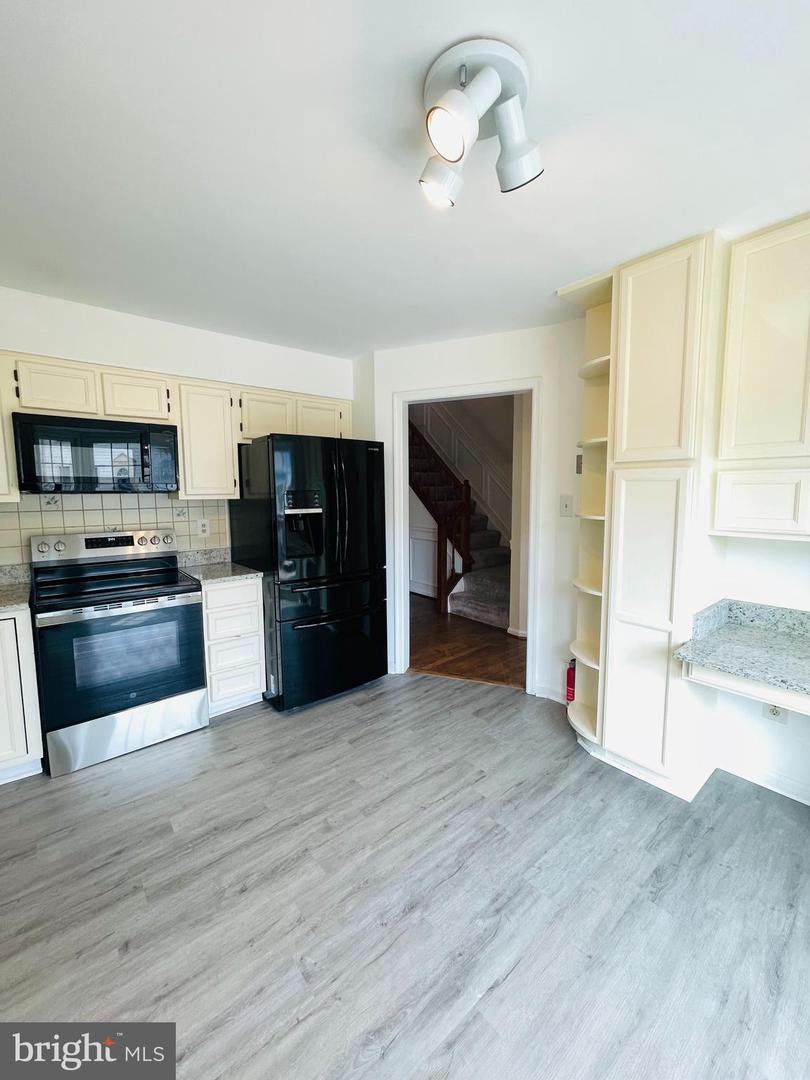 46939 RABBITRUN TER, STERLING, Virginia 20164, 3 Bedrooms Bedrooms, ,3 BathroomsBathrooms,Residential,For sale,46939 RABBITRUN TER,VALO2094598 MLS # VALO2094598