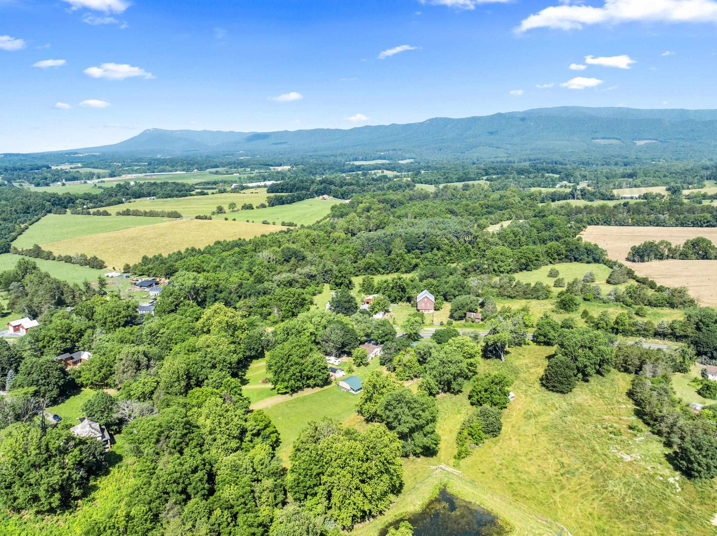 3416 E POINT RD, ELKTON, Virginia 22827, 3 Bedrooms Bedrooms, ,1 BathroomBathrooms,Residential,3416 E POINT RD,666155 MLS # 666155