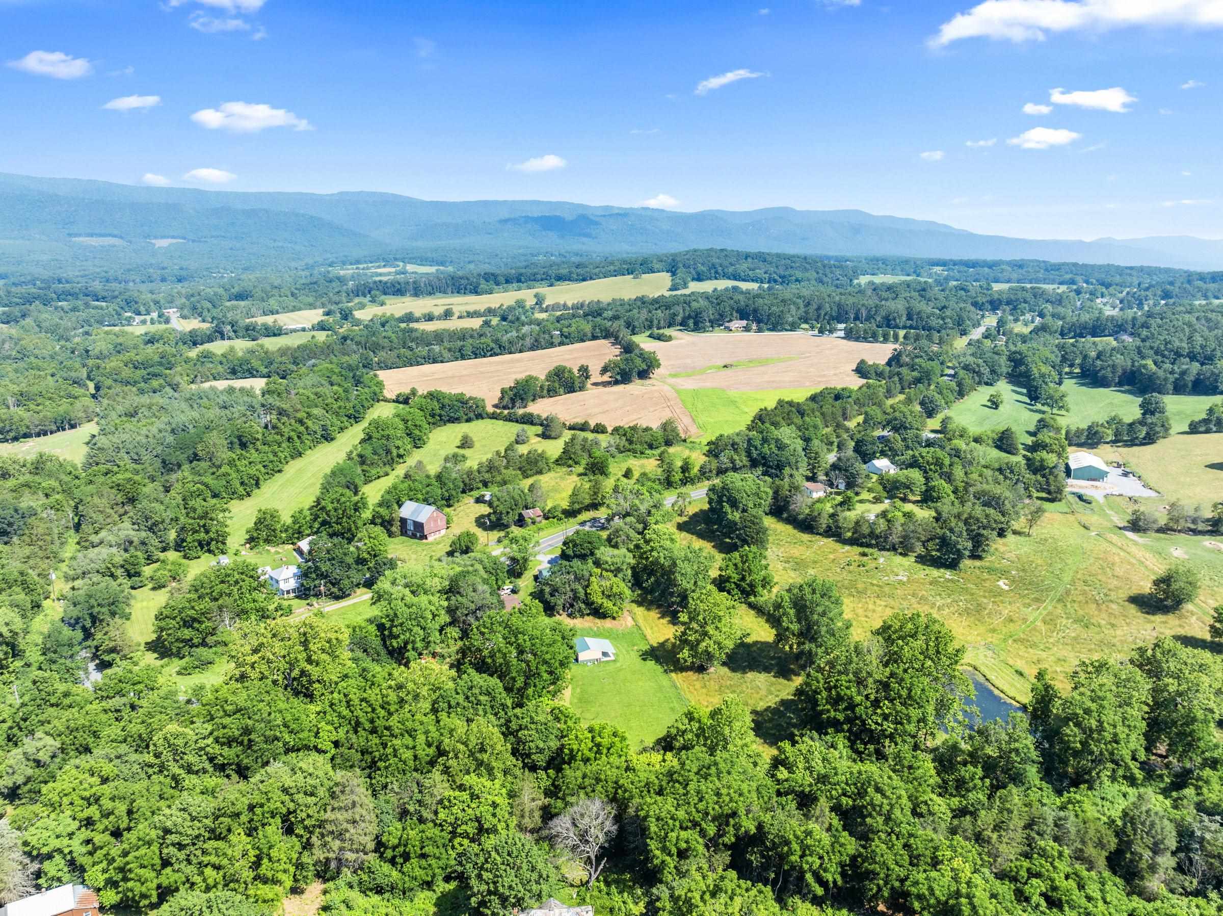 3416 E POINT RD, ELKTON, Virginia 22827, 3 Bedrooms Bedrooms, ,1 BathroomBathrooms,Residential,3416 E POINT RD,666155 MLS # 666155