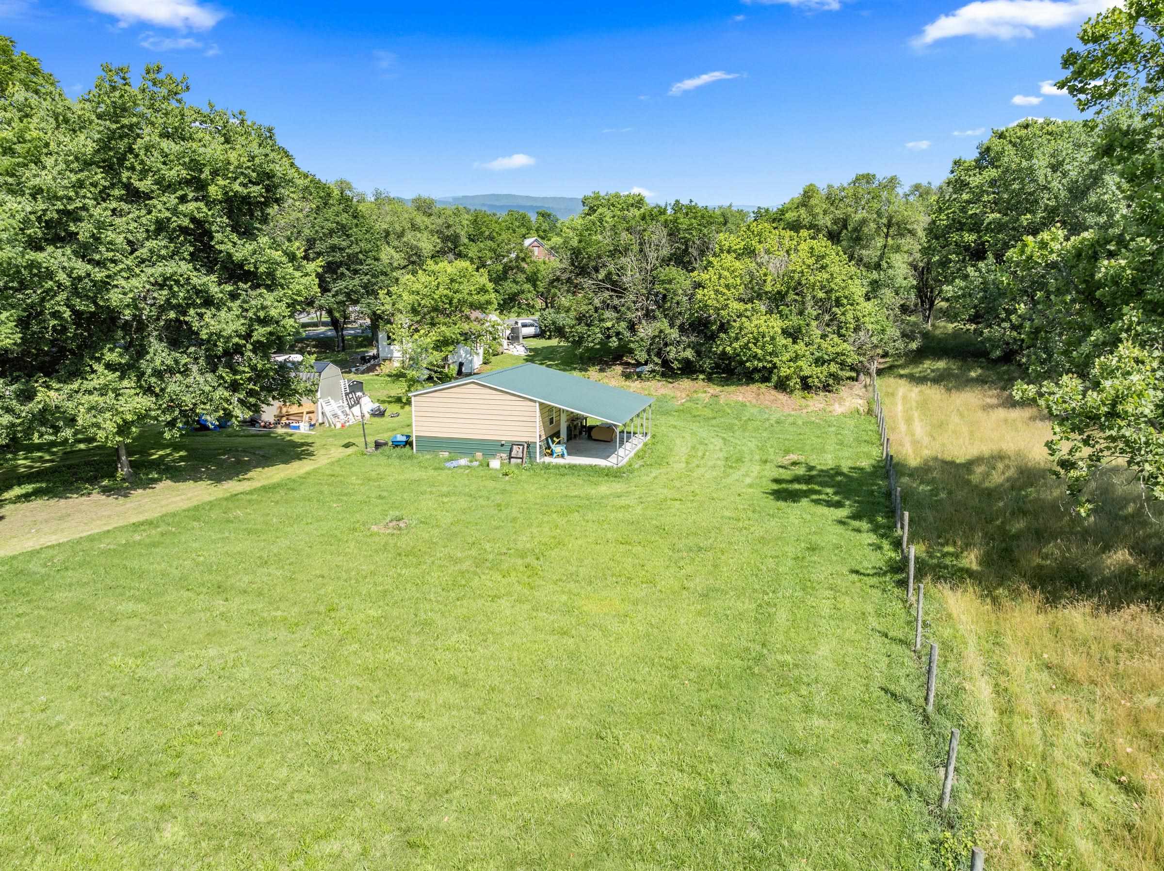 3416 E POINT RD, ELKTON, Virginia 22827, 3 Bedrooms Bedrooms, ,1 BathroomBathrooms,Residential,3416 E POINT RD,666155 MLS # 666155