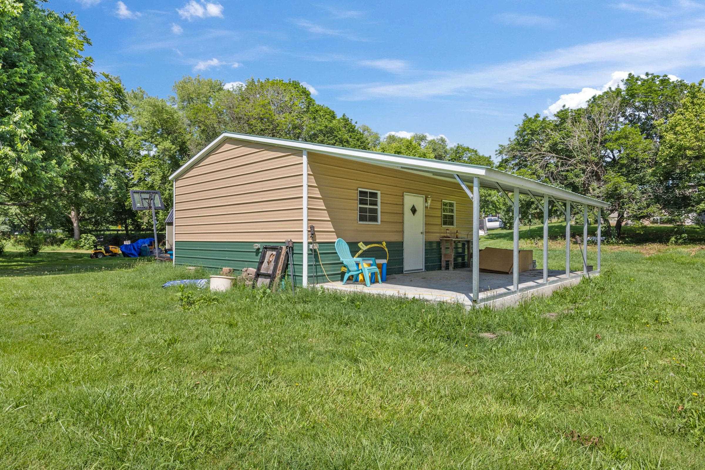 3416 E POINT RD, ELKTON, Virginia 22827, 3 Bedrooms Bedrooms, ,1 BathroomBathrooms,Residential,3416 E POINT RD,666155 MLS # 666155