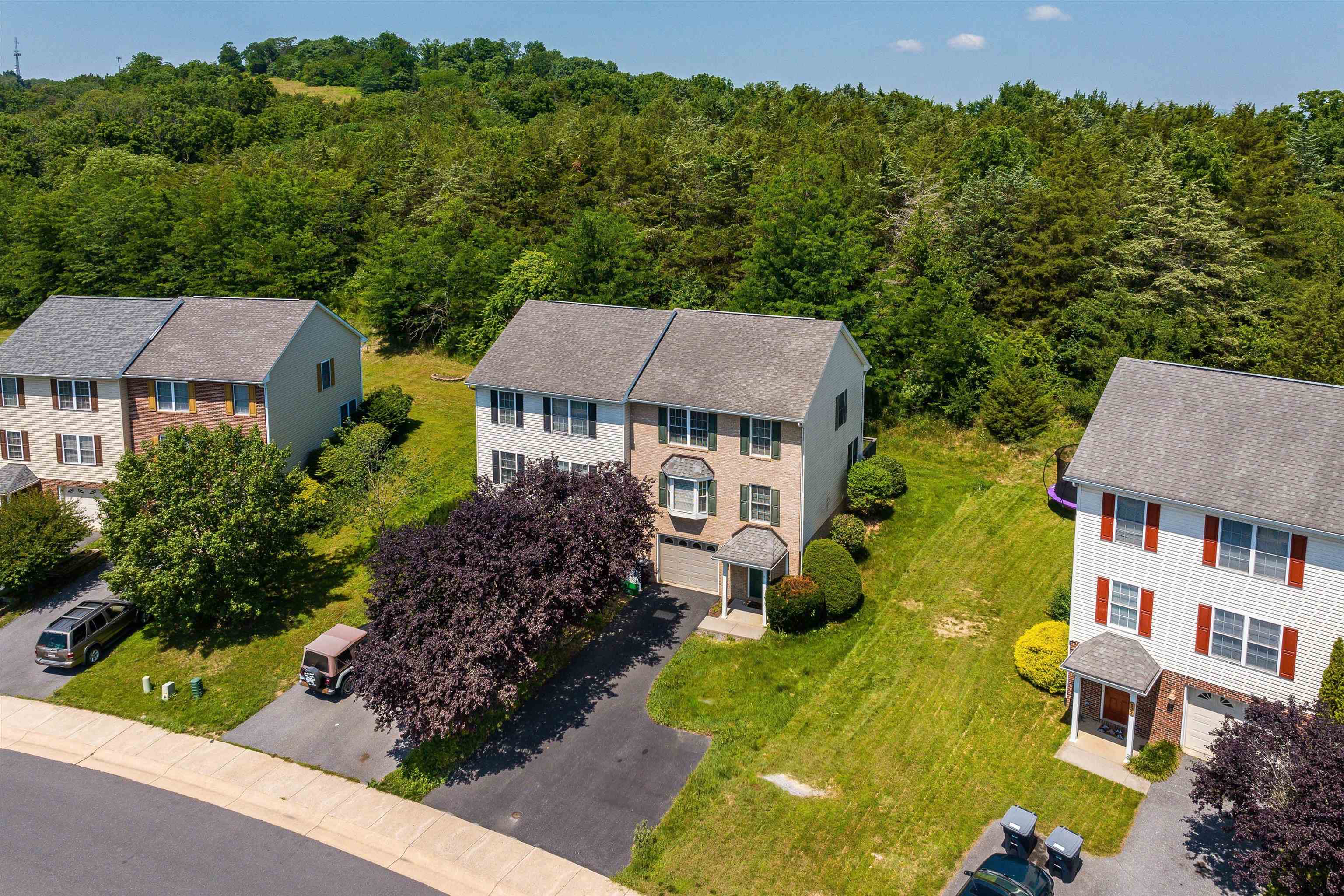 533 POINTE DR, HARRISONBURG, Virginia 22801, 3 Bedrooms Bedrooms, ,2 BathroomsBathrooms,Residential,533 POINTE DR,666166 MLS # 666166