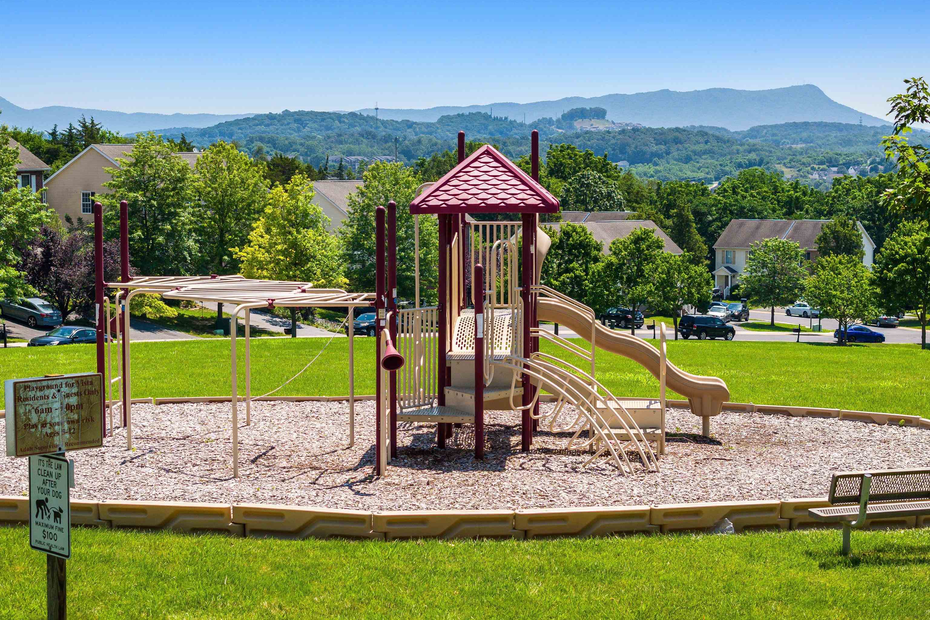 533 POINTE DR, HARRISONBURG, Virginia 22801, 3 Bedrooms Bedrooms, ,2 BathroomsBathrooms,Residential,533 POINTE DR,666166 MLS # 666166