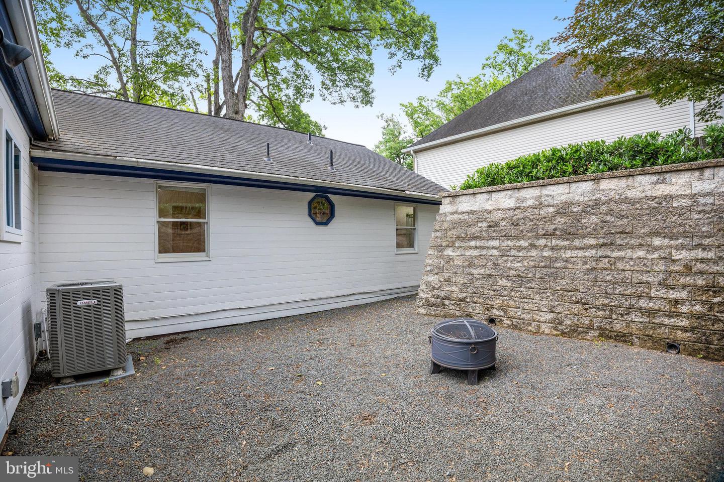 3324 LORCOM LN, ARLINGTON, Virginia 22207, 3 Bedrooms Bedrooms, ,2 BathroomsBathrooms,Residential,For sale,3324 LORCOM LN,VAAR2058166 MLS # VAAR2058166