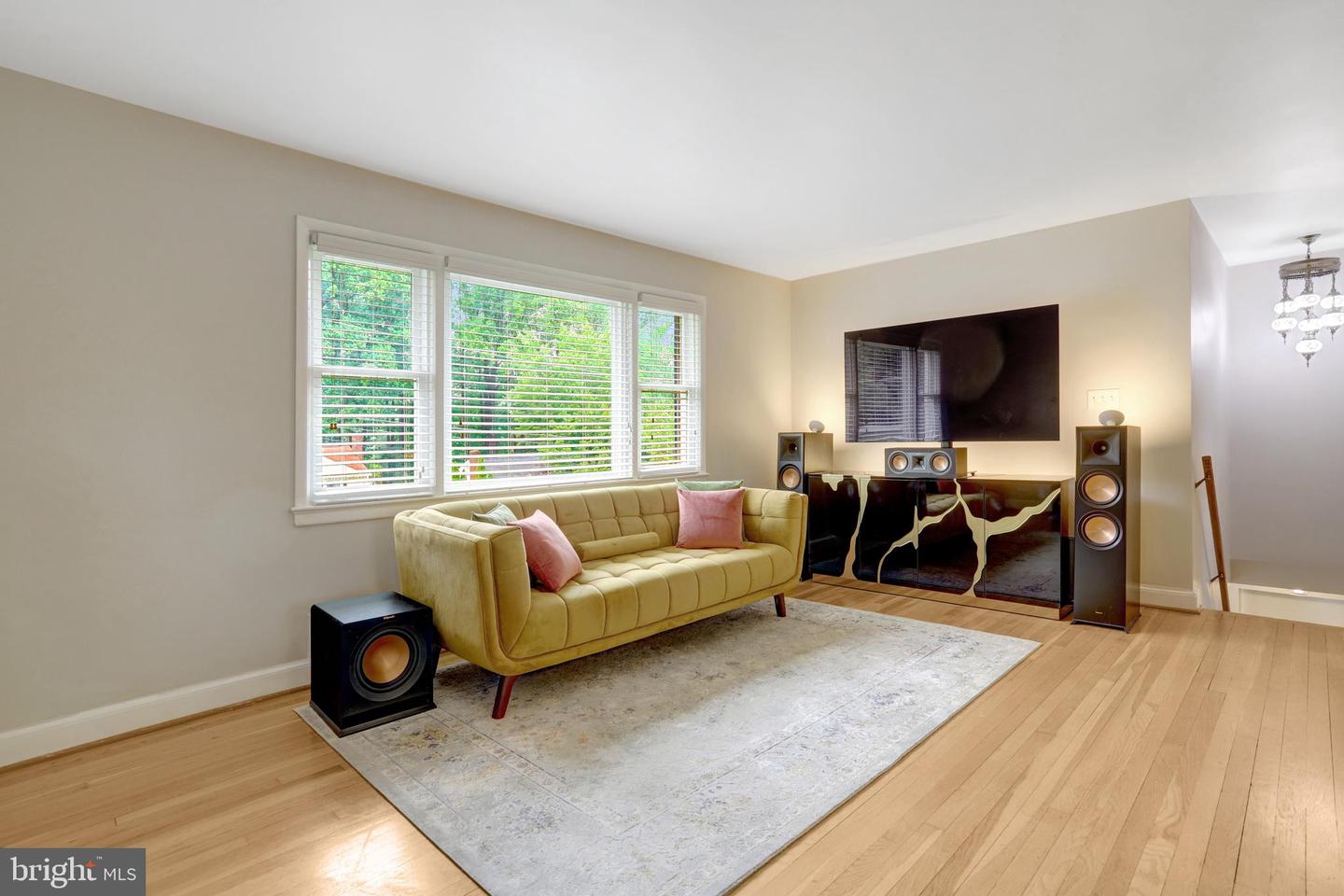7204 CAMP ALGER AVE, FALLS CHURCH, Virginia 22042, 4 Bedrooms Bedrooms, 9 Rooms Rooms,2 BathroomsBathrooms,Residential,For sale,7204 CAMP ALGER AVE,VAFX2246330 MLS # VAFX2246330