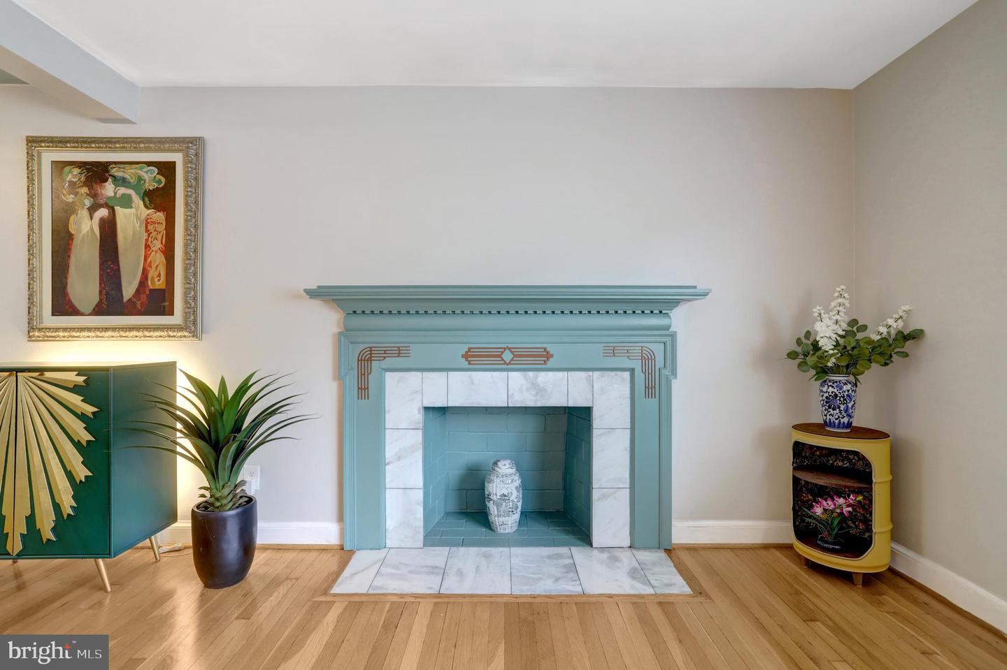 7204 CAMP ALGER AVE, FALLS CHURCH, Virginia 22042, 4 Bedrooms Bedrooms, 9 Rooms Rooms,2 BathroomsBathrooms,Residential,For sale,7204 CAMP ALGER AVE,VAFX2246330 MLS # VAFX2246330