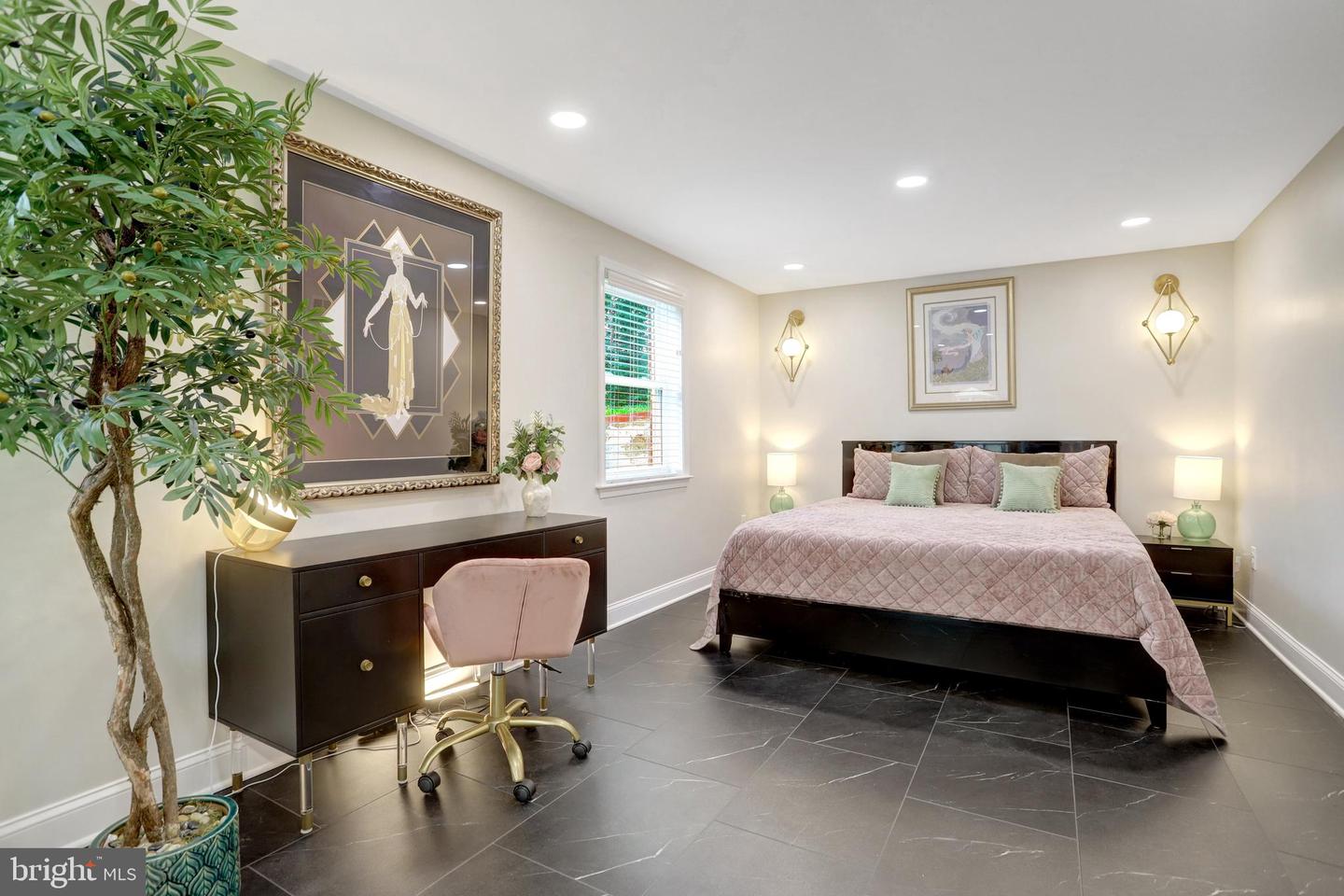 7204 CAMP ALGER AVE, FALLS CHURCH, Virginia 22042, 4 Bedrooms Bedrooms, 9 Rooms Rooms,2 BathroomsBathrooms,Residential,For sale,7204 CAMP ALGER AVE,VAFX2246330 MLS # VAFX2246330