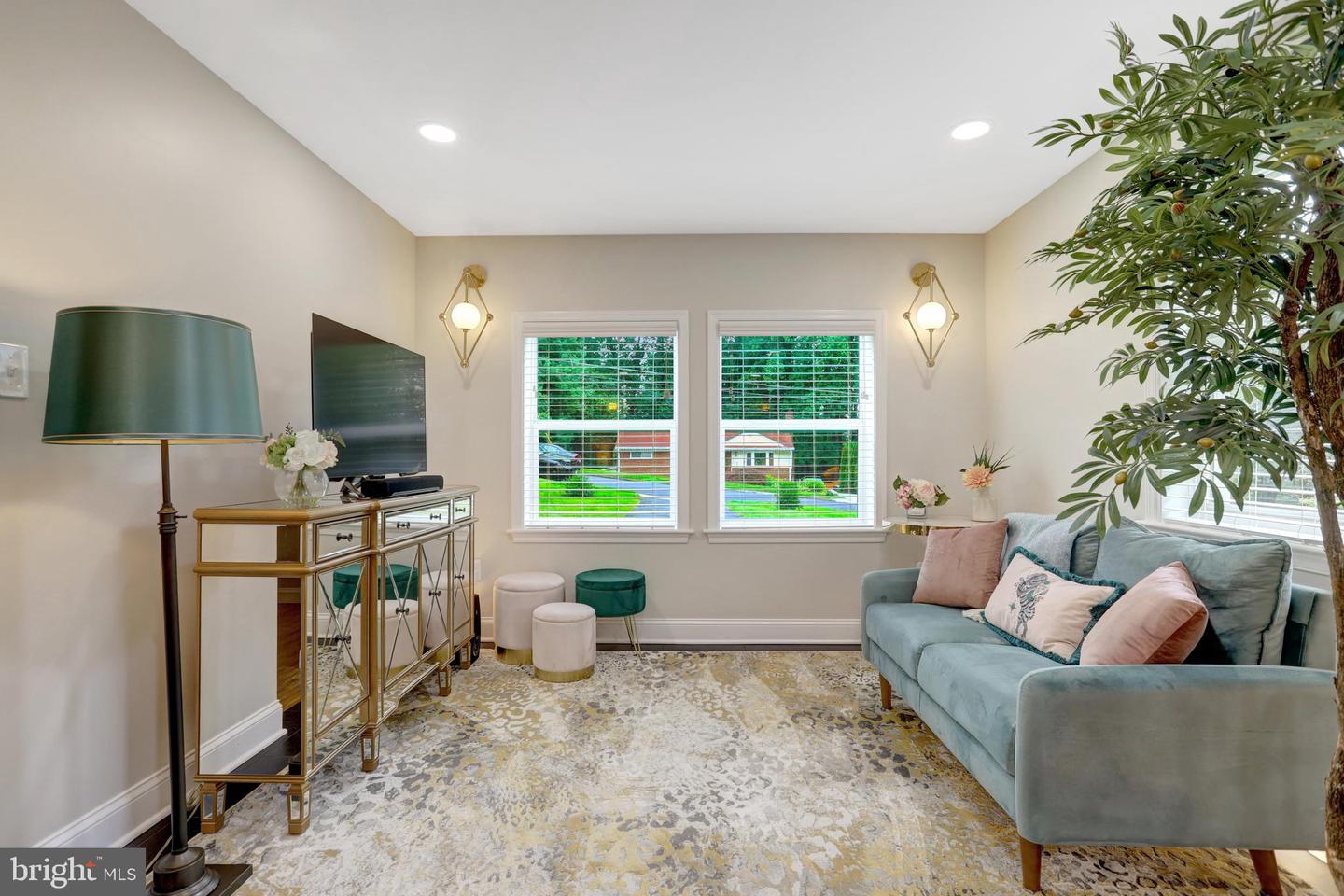 7204 CAMP ALGER AVE, FALLS CHURCH, Virginia 22042, 4 Bedrooms Bedrooms, 9 Rooms Rooms,2 BathroomsBathrooms,Residential,For sale,7204 CAMP ALGER AVE,VAFX2246330 MLS # VAFX2246330
