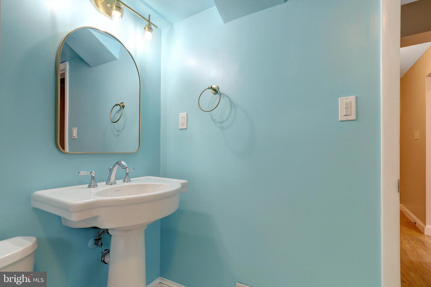 7204 CAMP ALGER AVE, FALLS CHURCH, Virginia 22042, 4 Bedrooms Bedrooms, 9 Rooms Rooms,2 BathroomsBathrooms,Residential,For sale,7204 CAMP ALGER AVE,VAFX2246330 MLS # VAFX2246330