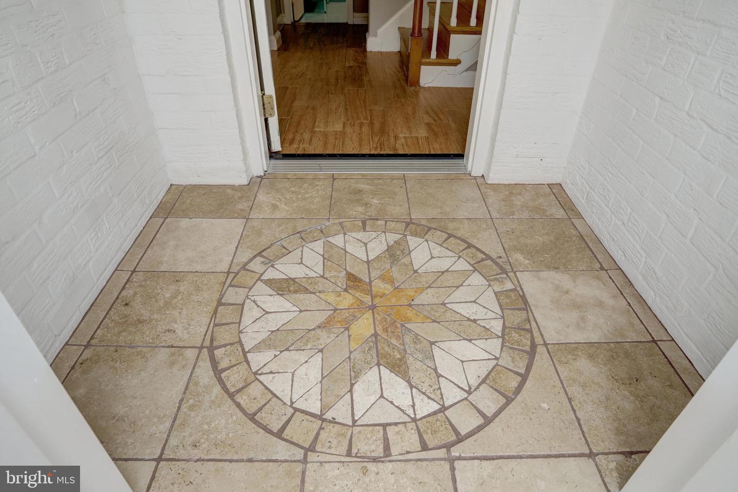 7204 CAMP ALGER AVE, FALLS CHURCH, Virginia 22042, 4 Bedrooms Bedrooms, 9 Rooms Rooms,2 BathroomsBathrooms,Residential,For sale,7204 CAMP ALGER AVE,VAFX2246330 MLS # VAFX2246330