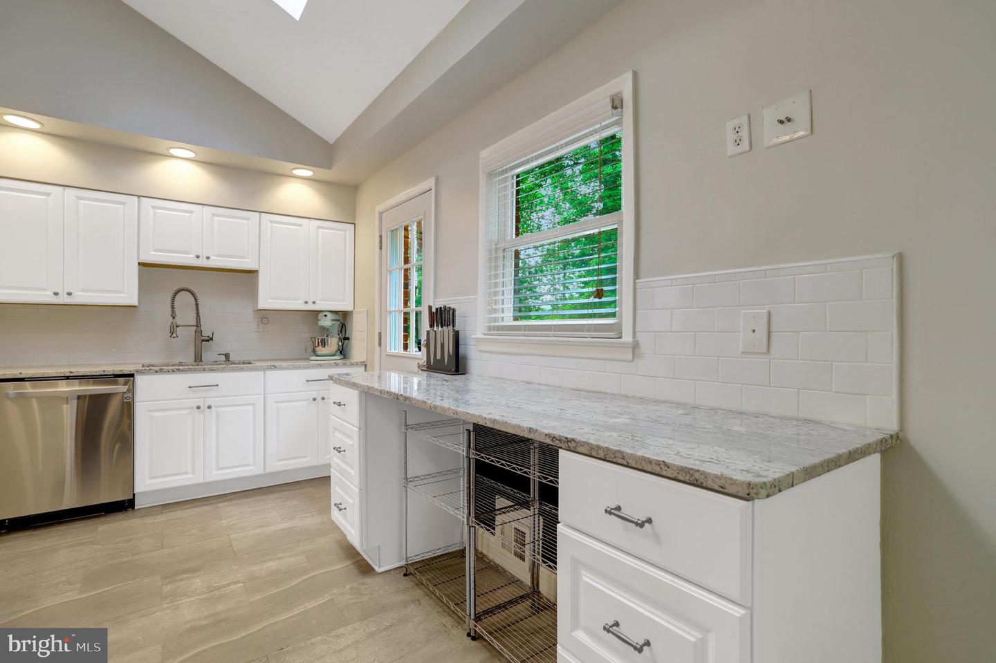 7204 CAMP ALGER AVE, FALLS CHURCH, Virginia 22042, 4 Bedrooms Bedrooms, 9 Rooms Rooms,2 BathroomsBathrooms,Residential,For sale,7204 CAMP ALGER AVE,VAFX2246330 MLS # VAFX2246330