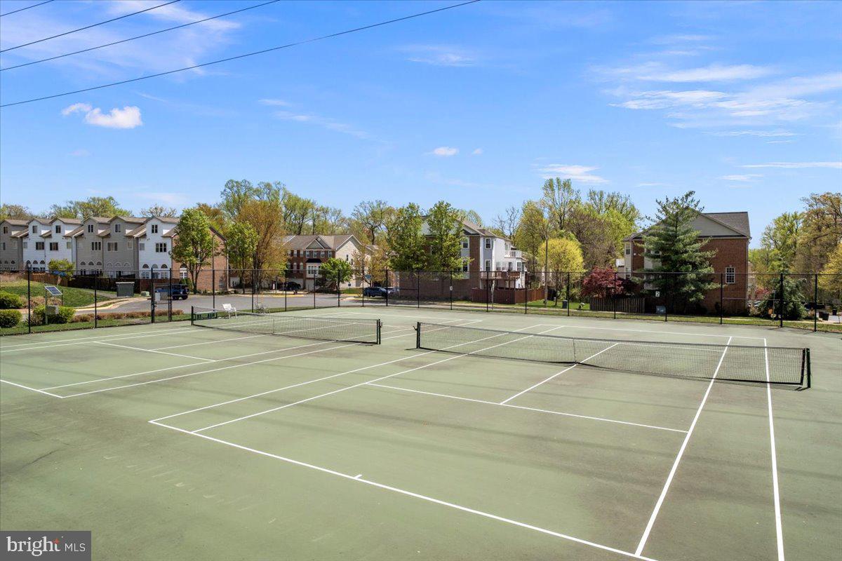 6659 SCOTTSWOOD ST, ALEXANDRIA, Virginia 22315, 3 Bedrooms Bedrooms, ,2 BathroomsBathrooms,Residential,For sale,6659 SCOTTSWOOD ST,VAFX2246840 MLS # VAFX2246840