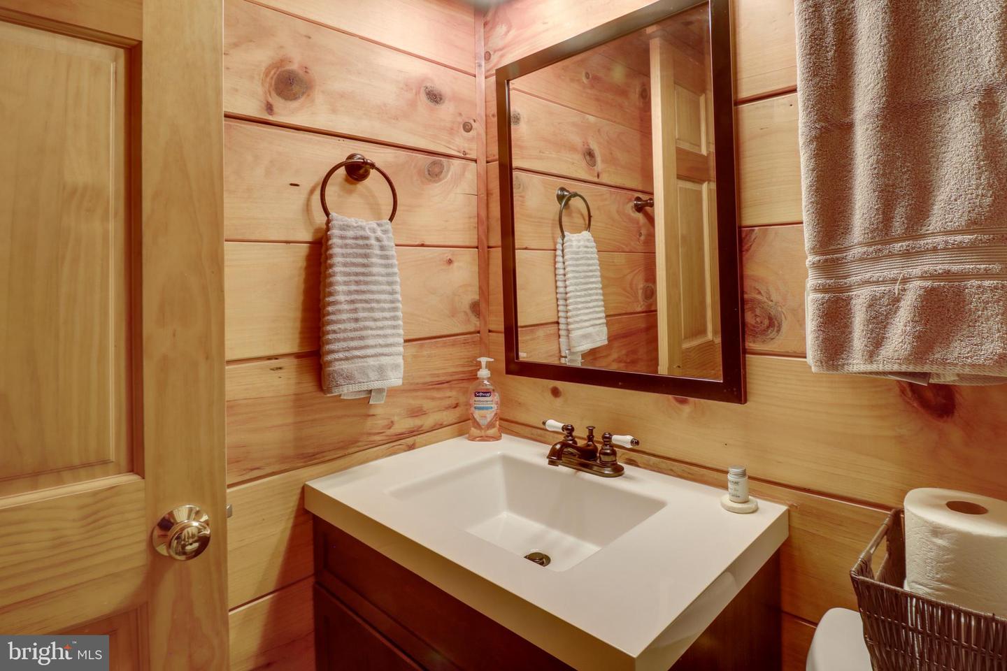 882 LAZY RIVER WEST RD, LURAY, Virginia 22835, 2 Bedrooms Bedrooms, ,2 BathroomsBathrooms,Residential,For sale,882 LAZY RIVER WEST RD,VAPA2005016 MLS # VAPA2005016