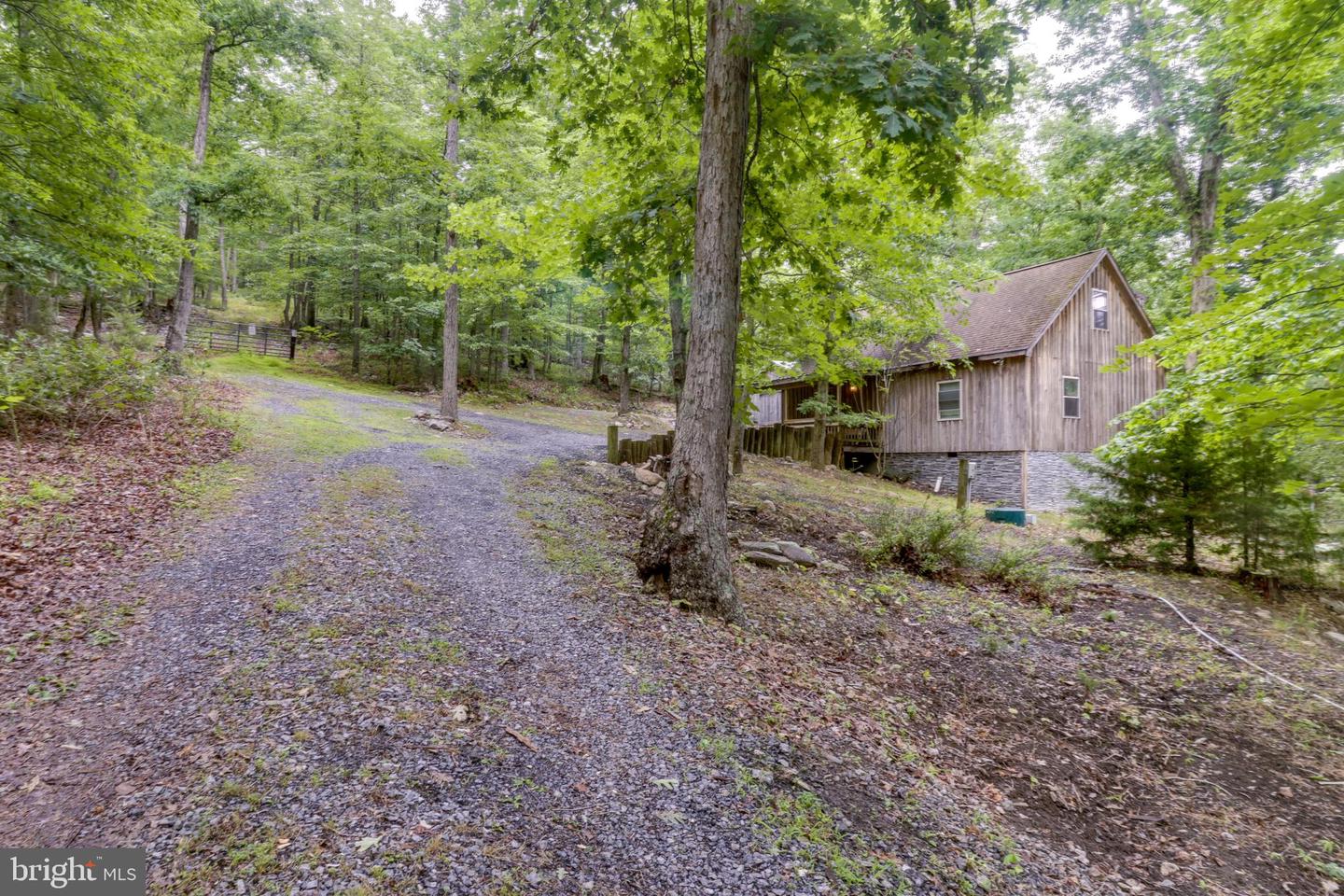 882 LAZY RIVER WEST RD, LURAY, Virginia 22835, 2 Bedrooms Bedrooms, ,2 BathroomsBathrooms,Residential,For sale,882 LAZY RIVER WEST RD,VAPA2005016 MLS # VAPA2005016