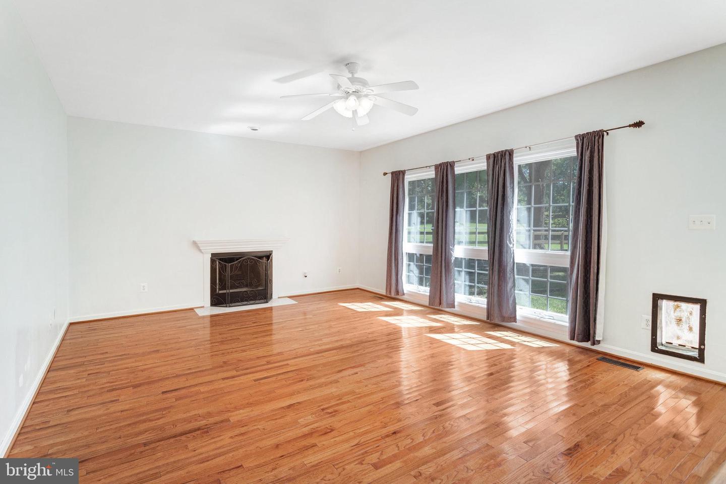 7511 MELTON CT, GAINESVILLE, Virginia 20155, 4 Bedrooms Bedrooms, ,2 BathroomsBathrooms,Residential,For sale,7511 MELTON CT,VAPW2096838 MLS # VAPW2096838