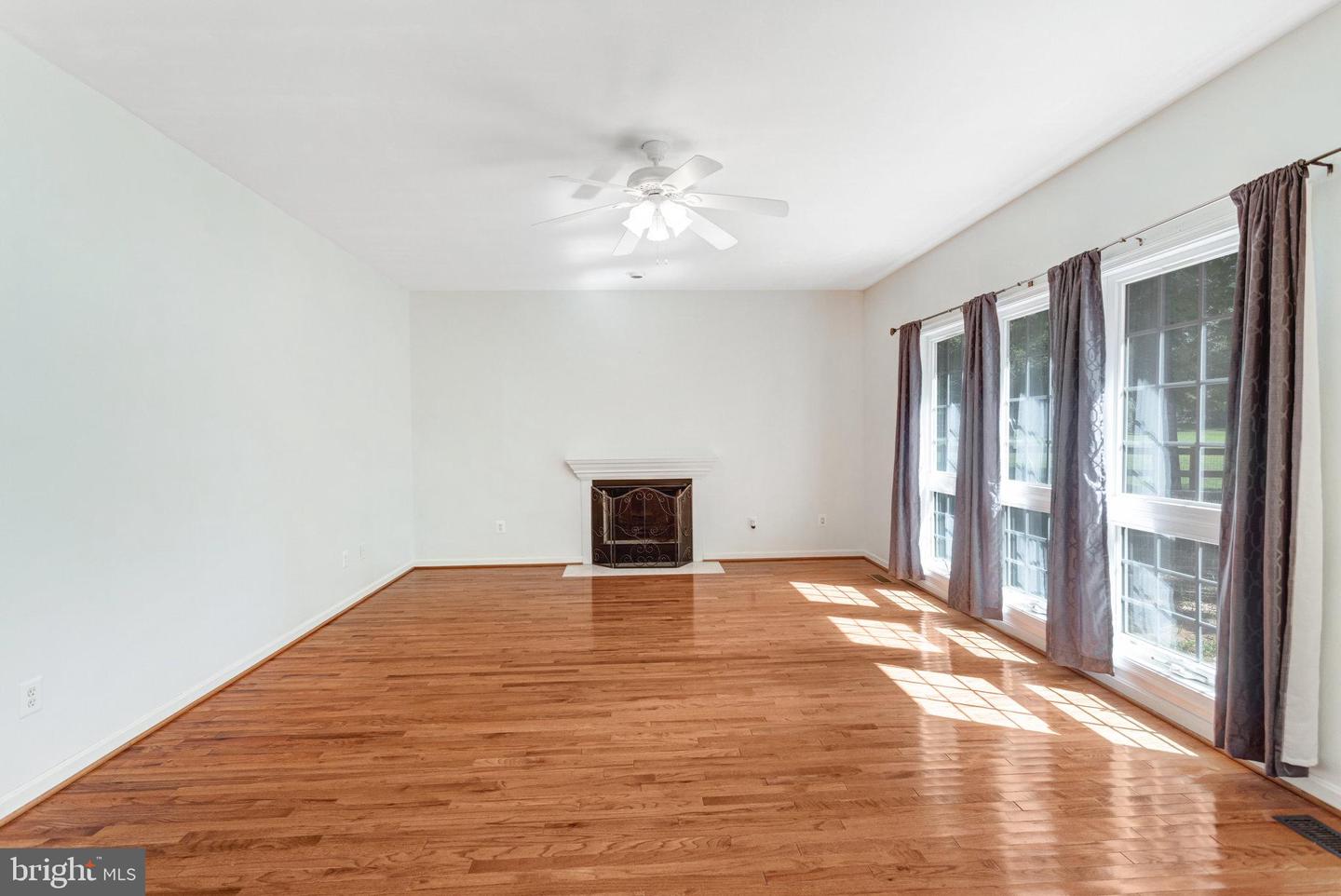 7511 MELTON CT, GAINESVILLE, Virginia 20155, 4 Bedrooms Bedrooms, ,2 BathroomsBathrooms,Residential,For sale,7511 MELTON CT,VAPW2096838 MLS # VAPW2096838