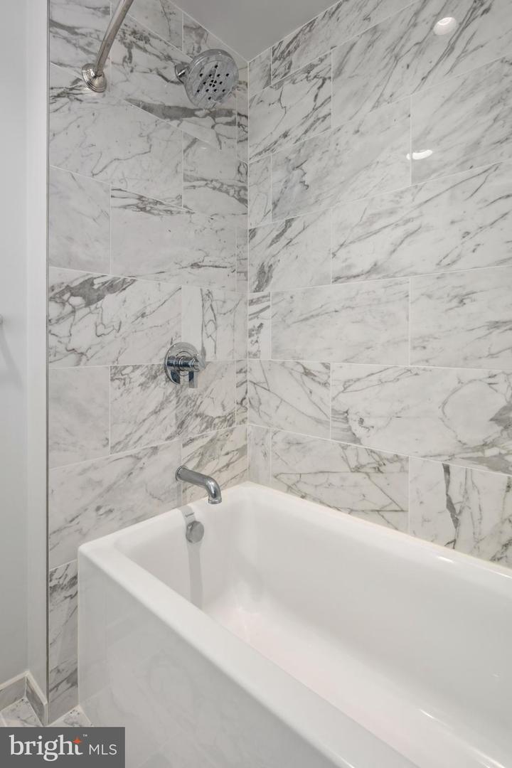 1781 N PIERCE ST #1003, ARLINGTON, Virginia 22209, 2 Bedrooms Bedrooms, ,2 BathroomsBathrooms,Residential,For sale,1781 N PIERCE ST #1003,VAAR2059202 MLS # VAAR2059202