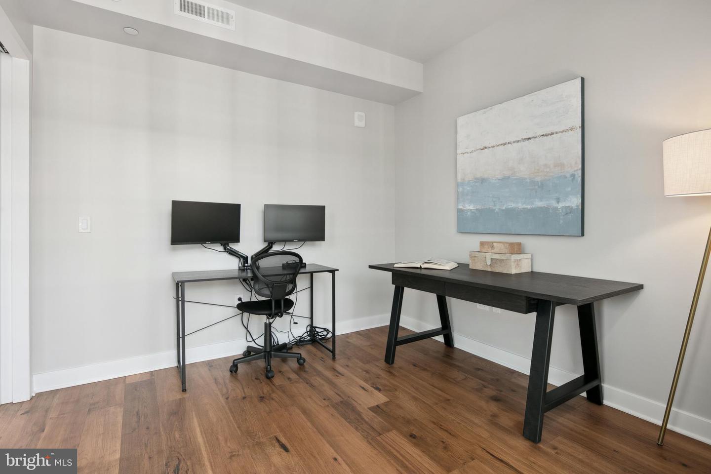1781 N PIERCE ST #1003, ARLINGTON, Virginia 22209, 2 Bedrooms Bedrooms, ,2 BathroomsBathrooms,Residential,For sale,1781 N PIERCE ST #1003,VAAR2059202 MLS # VAAR2059202