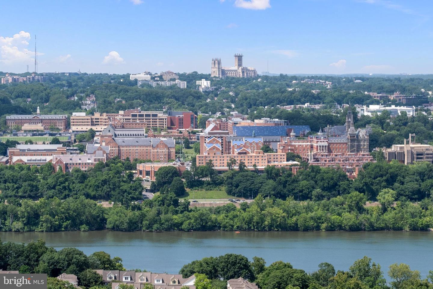 1781 N PIERCE ST #1003, ARLINGTON, Virginia 22209, 2 Bedrooms Bedrooms, ,2 BathroomsBathrooms,Residential,For sale,1781 N PIERCE ST #1003,VAAR2059202 MLS # VAAR2059202