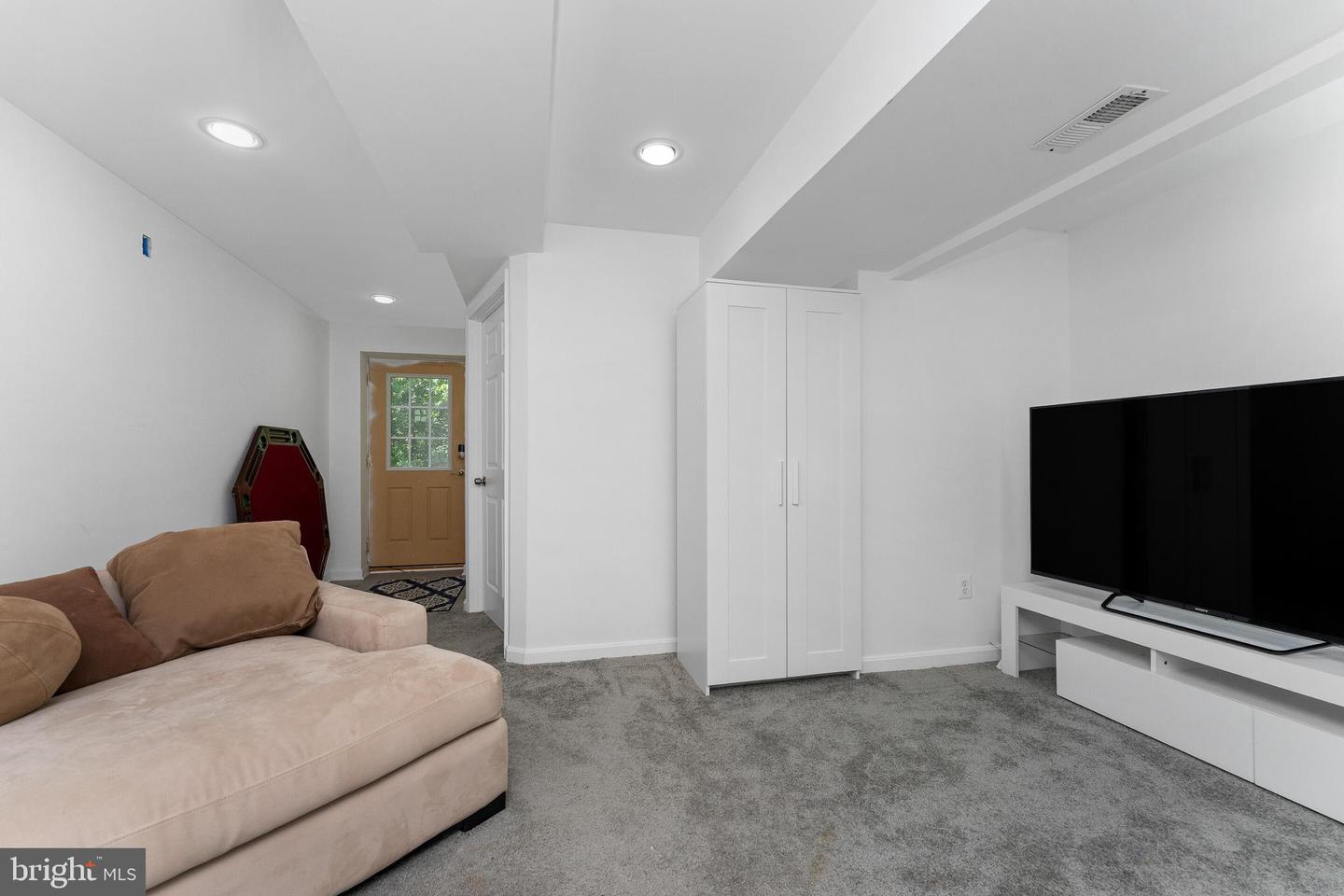 485 WORDSWORTH CIR, PURCELLVILLE, Virginia 20132, 4 Bedrooms Bedrooms, ,3 BathroomsBathrooms,Residential,For sale,485 WORDSWORTH CIR,VALO2099602 MLS # VALO2099602