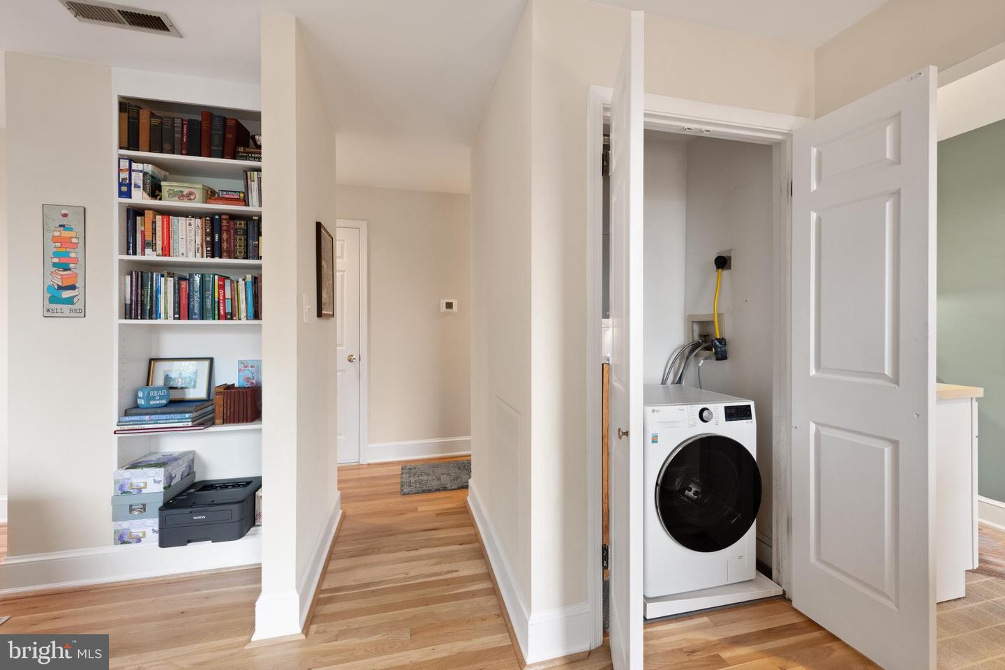 317 10TH ST NE #13, WASHINGTON, District Of Columbia 20002, 1 Bedroom Bedrooms, ,1 BathroomBathrooms,Residential,For sale,317 10TH ST NE #13,DCDC2205976 MLS # DCDC2205976