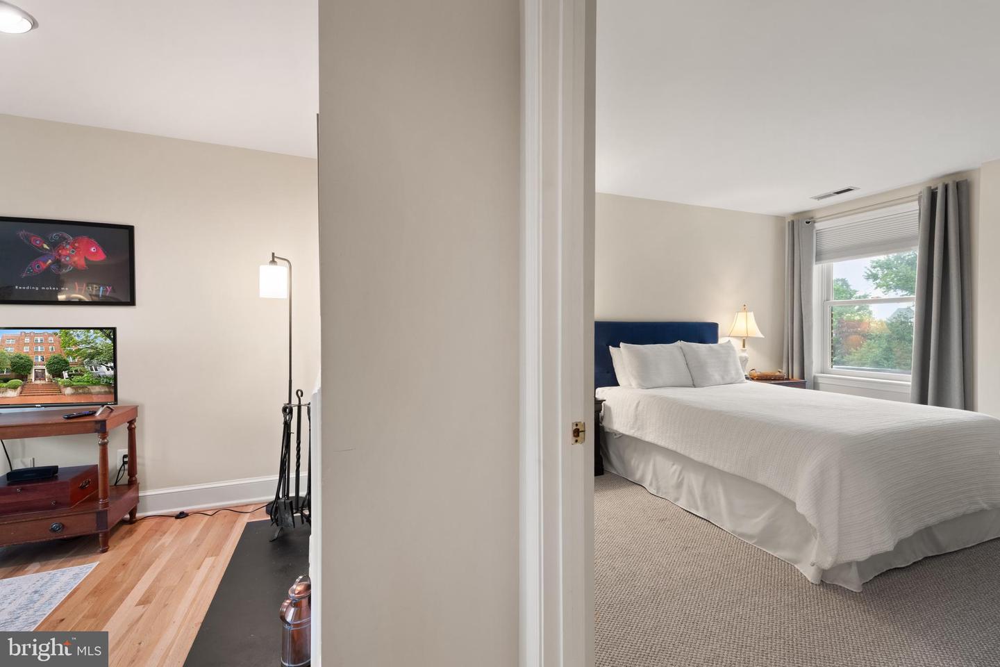 317 10TH ST NE #13, WASHINGTON, District Of Columbia 20002, 1 Bedroom Bedrooms, ,1 BathroomBathrooms,Residential,For sale,317 10TH ST NE #13,DCDC2205976 MLS # DCDC2205976