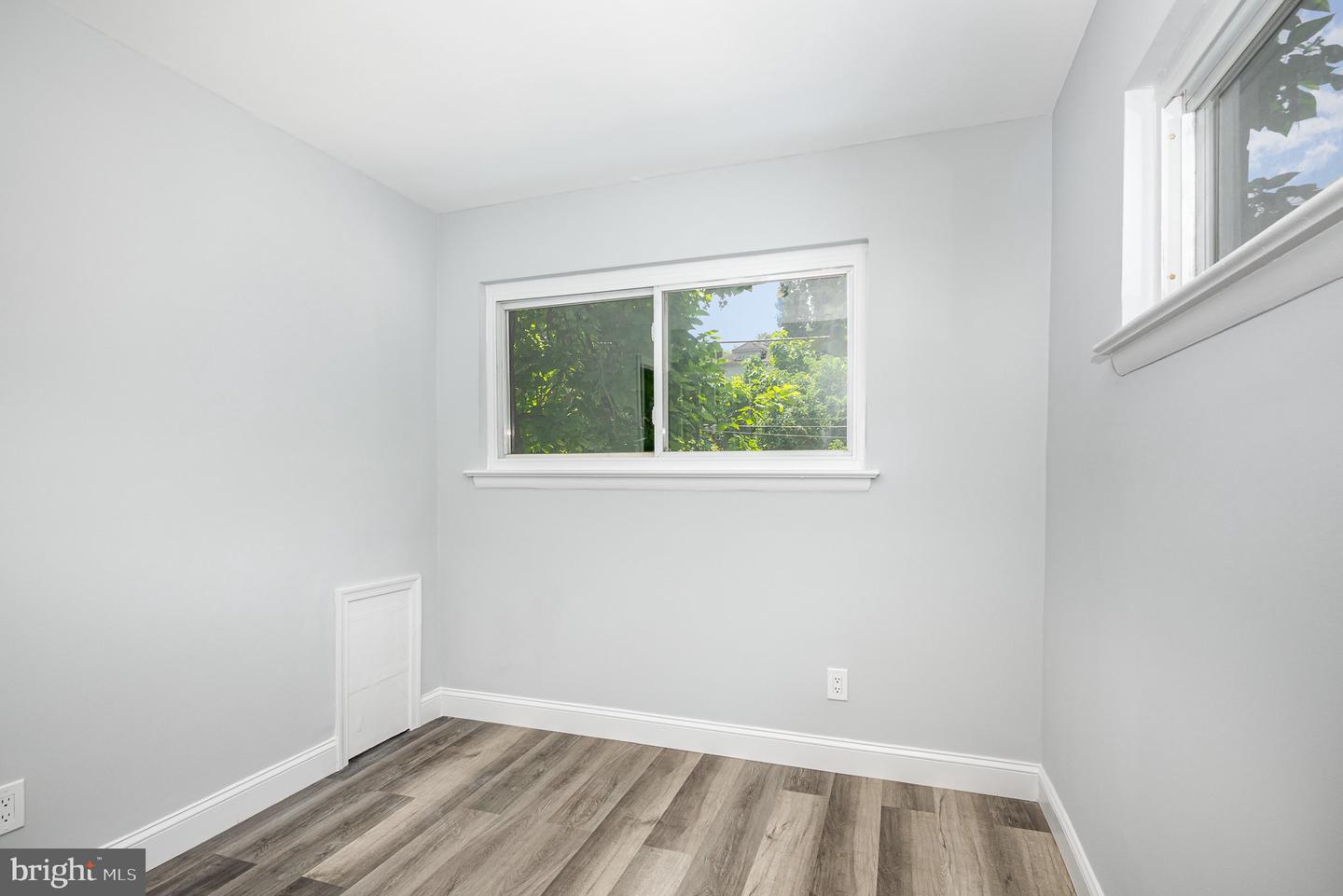 4605 GRANT ST NE, WASHINGTON, District Of Columbia 20019, 4 Bedrooms Bedrooms, 10 Rooms Rooms,2 BathroomsBathrooms,Residential,For sale,4605 GRANT ST NE,DCDC2206128 MLS # DCDC2206128