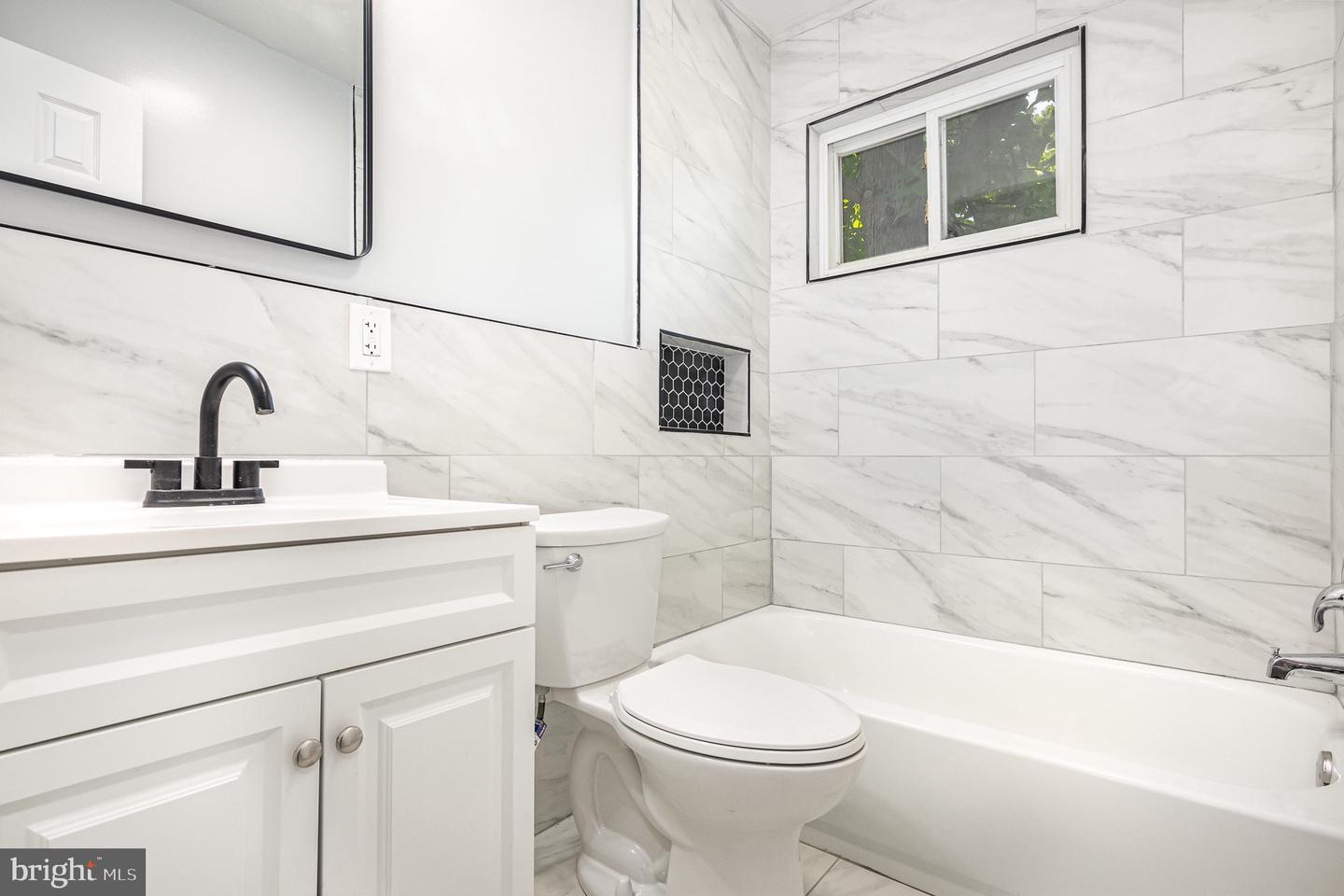 4605 GRANT ST NE, WASHINGTON, District Of Columbia 20019, 4 Bedrooms Bedrooms, 10 Rooms Rooms,2 BathroomsBathrooms,Residential,For sale,4605 GRANT ST NE,DCDC2206128 MLS # DCDC2206128