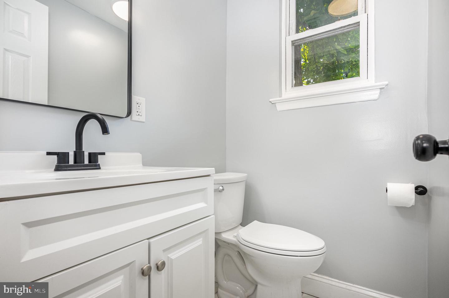 4605 GRANT ST NE, WASHINGTON, District Of Columbia 20019, 4 Bedrooms Bedrooms, 10 Rooms Rooms,2 BathroomsBathrooms,Residential,For sale,4605 GRANT ST NE,DCDC2206128 MLS # DCDC2206128