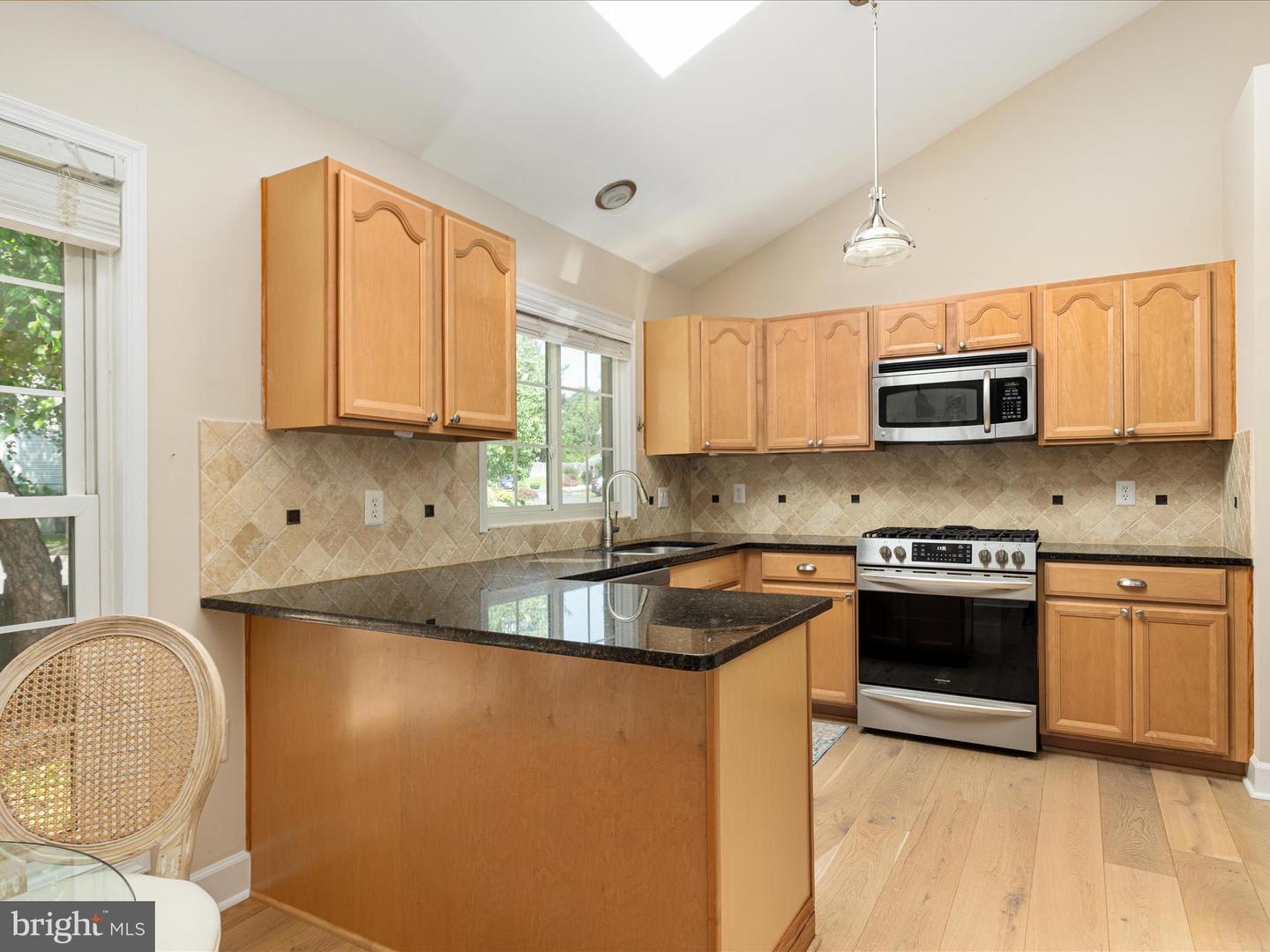 406 DEERPATH AVE SW, LEESBURG, Virginia 20175, 4 Bedrooms Bedrooms, ,2 BathroomsBathrooms,Residential,For sale,406 DEERPATH AVE SW,VALO2099726 MLS # VALO2099726