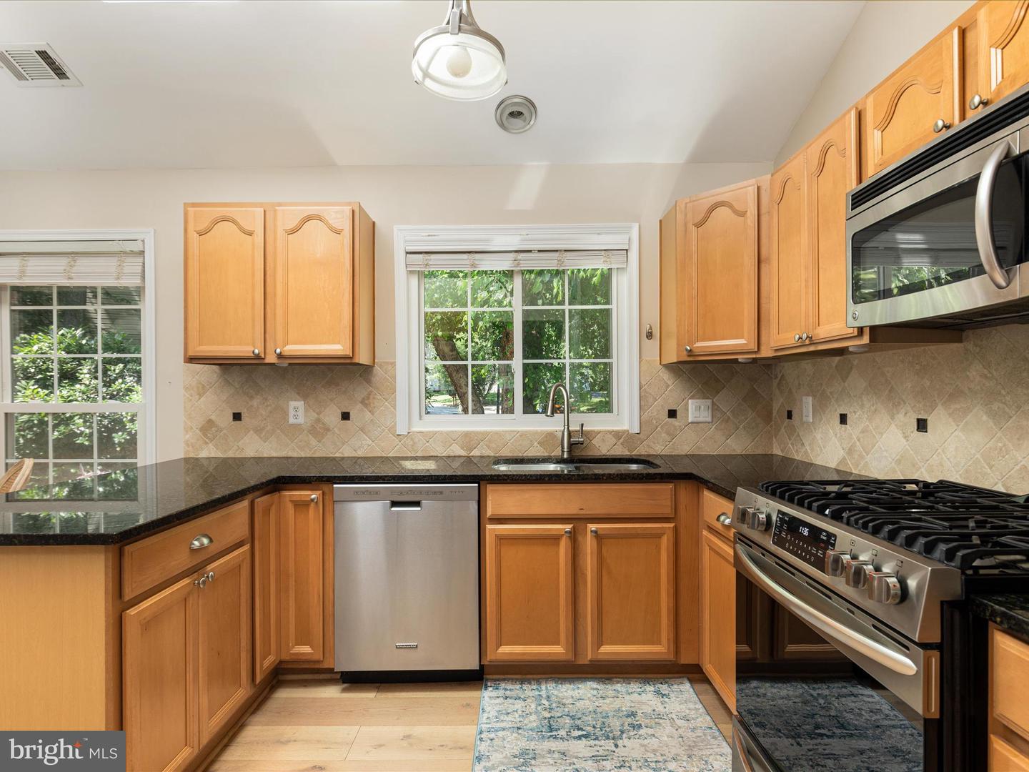 406 DEERPATH AVE SW, LEESBURG, Virginia 20175, 4 Bedrooms Bedrooms, ,2 BathroomsBathrooms,Residential,For sale,406 DEERPATH AVE SW,VALO2099726 MLS # VALO2099726