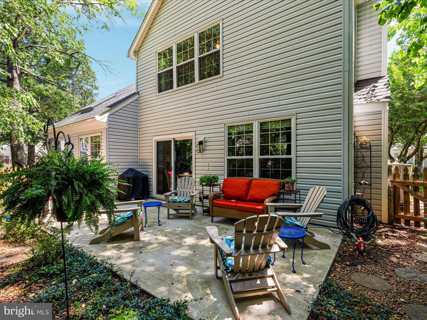 406 DEERPATH AVE SW, LEESBURG, Virginia 20175, 4 Bedrooms Bedrooms, ,2 BathroomsBathrooms,Residential,For sale,406 DEERPATH AVE SW,VALO2099726 MLS # VALO2099726