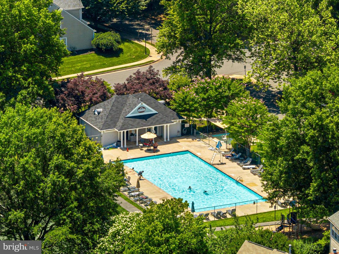 406 DEERPATH AVE SW, LEESBURG, Virginia 20175, 4 Bedrooms Bedrooms, ,2 BathroomsBathrooms,Residential,For sale,406 DEERPATH AVE SW,VALO2099726 MLS # VALO2099726