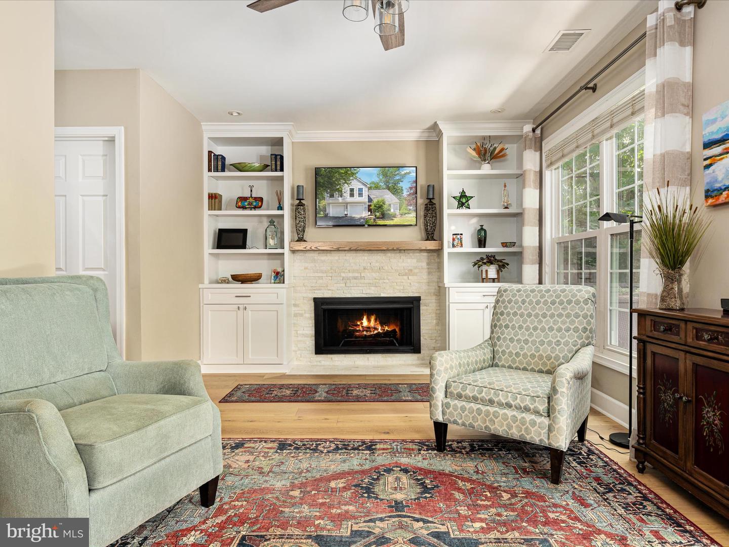 406 DEERPATH AVE SW, LEESBURG, Virginia 20175, 4 Bedrooms Bedrooms, ,2 BathroomsBathrooms,Residential,For sale,406 DEERPATH AVE SW,VALO2099726 MLS # VALO2099726