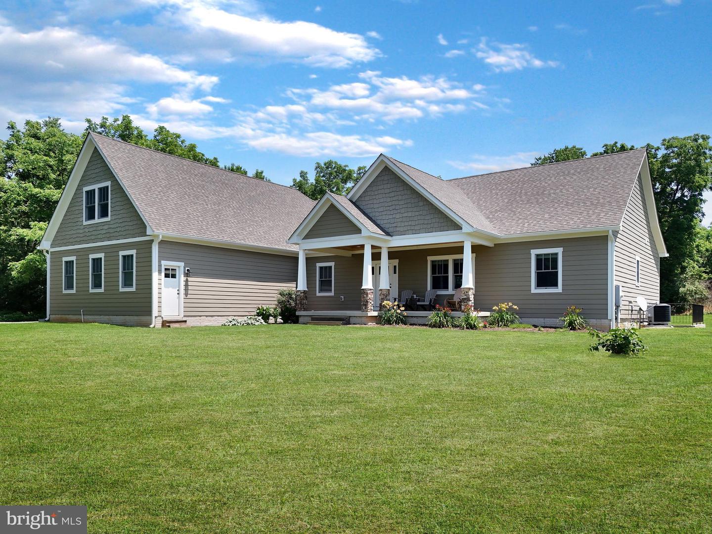 320 MINNIEWOOD LN, BERRYVILLE, Virginia 22611, 3 Bedrooms Bedrooms, ,2 BathroomsBathrooms,Residential,For sale,320 MINNIEWOOD LN,VACL2003848 MLS # VACL2003848
