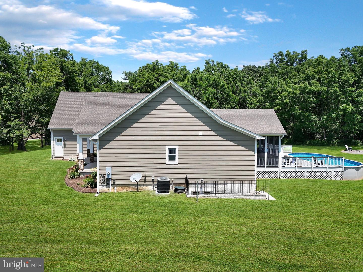 320 MINNIEWOOD LN, BERRYVILLE, Virginia 22611, 3 Bedrooms Bedrooms, ,2 BathroomsBathrooms,Residential,For sale,320 MINNIEWOOD LN,VACL2003848 MLS # VACL2003848