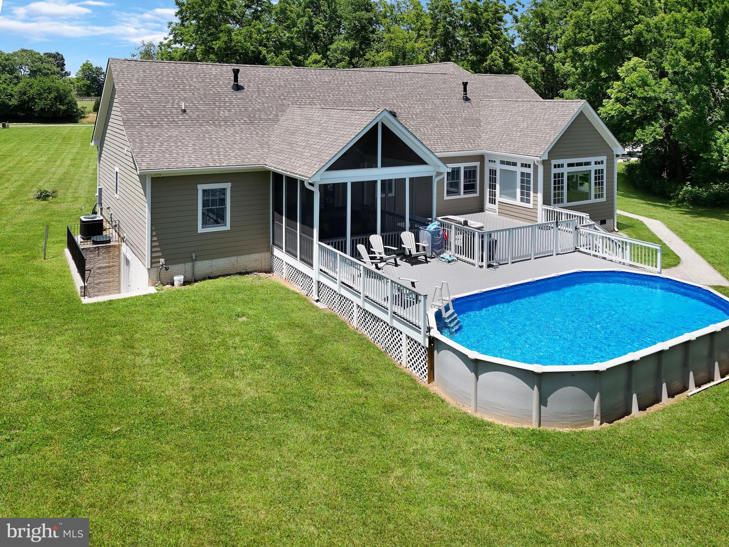 320 MINNIEWOOD LN, BERRYVILLE, Virginia 22611, 3 Bedrooms Bedrooms, ,2 BathroomsBathrooms,Residential,For sale,320 MINNIEWOOD LN,VACL2003848 MLS # VACL2003848